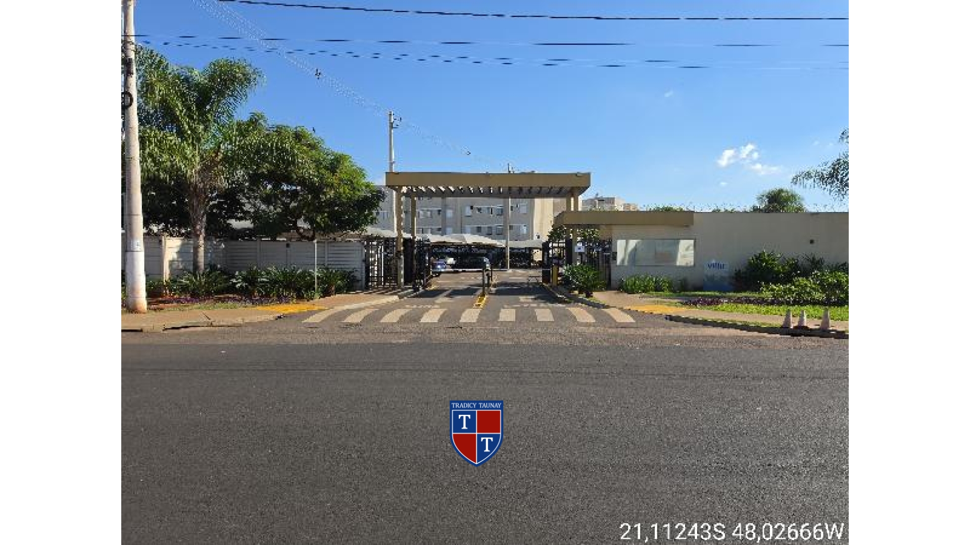 APARTAMENTO em JARDIM CAMPO ALEGRE