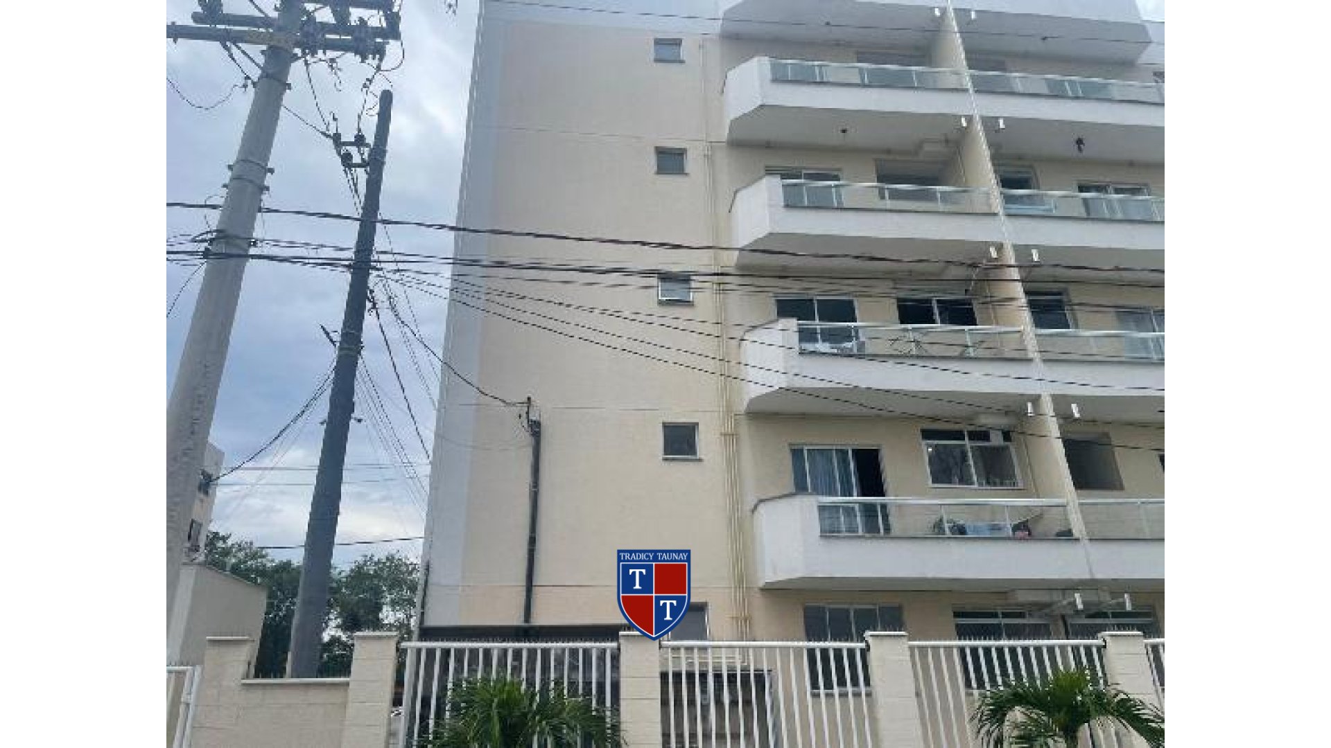 APARTAMENTO em BANGU