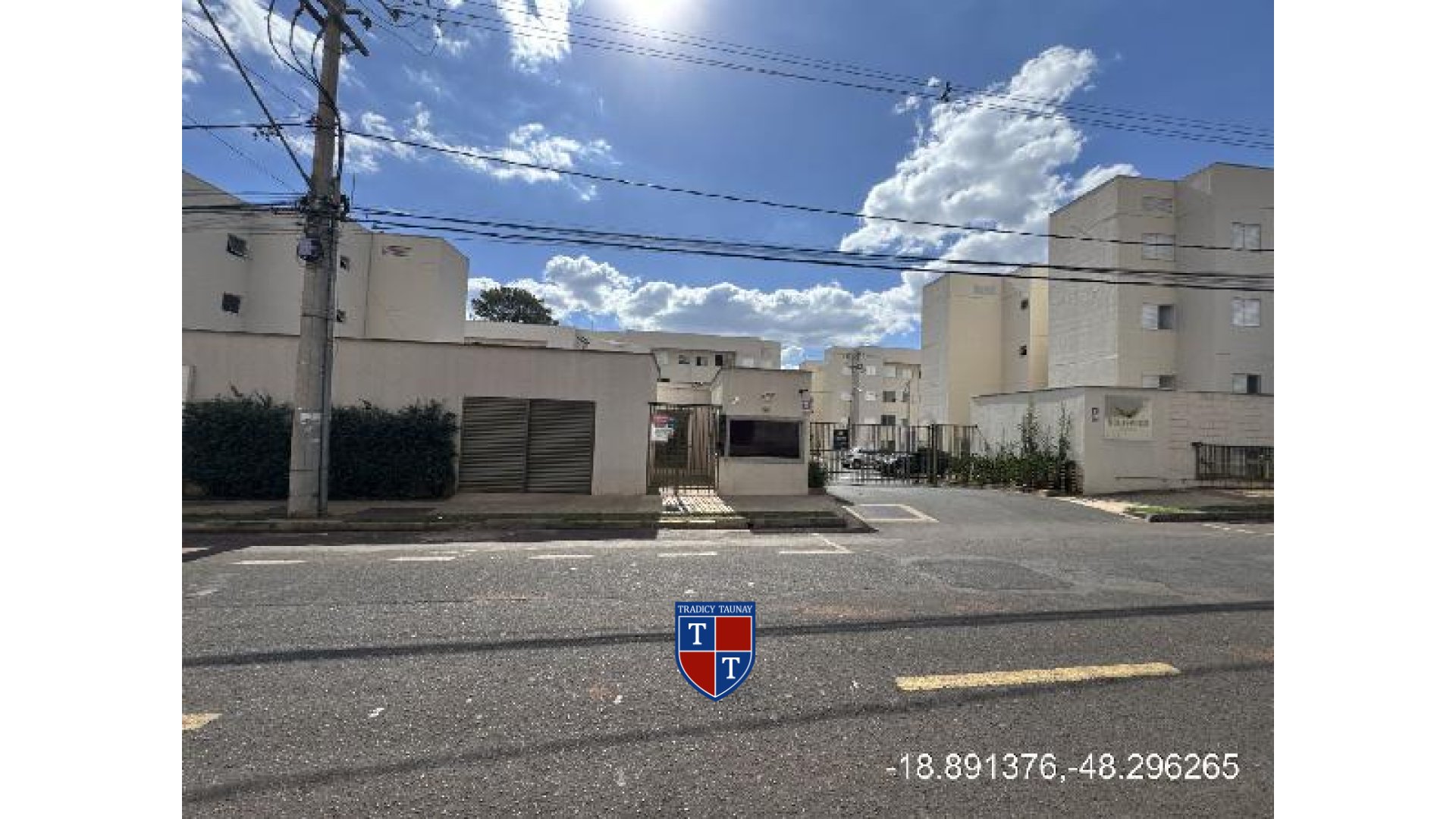 Foto 1 de APARTAMENTO em JARDIM BRASILIA - Imóvel Retomado Caixa