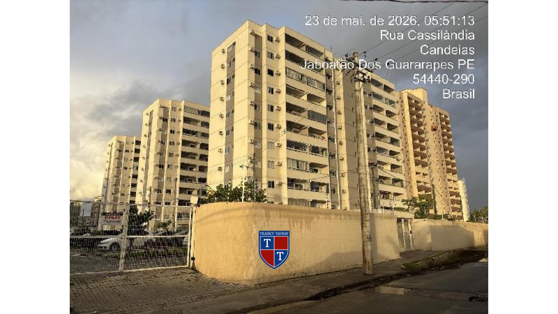 Foto 1 de APARTAMENTO em CANDEIAS - Imóvel Retomado Caixa