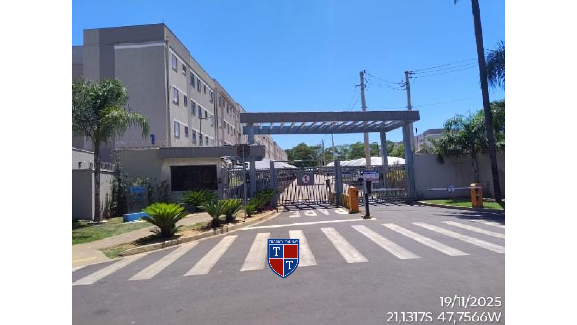 Foto 1 de APARTAMENTO em JARDIM DAS PALMEIRAS - Imóvel Retomado Caixa