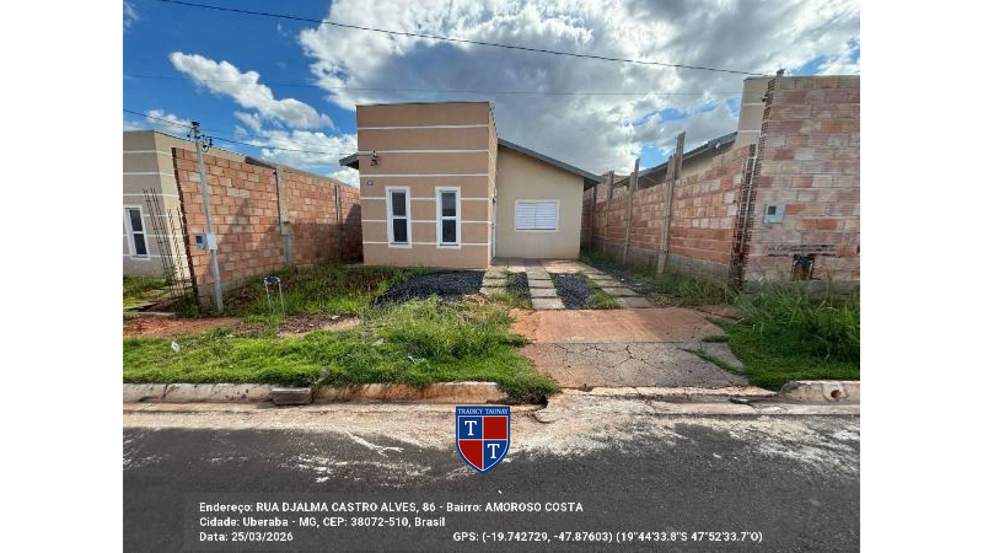 Foto 1 de CASA em TRES CORREGOS - Imóvel Retomado Caixa