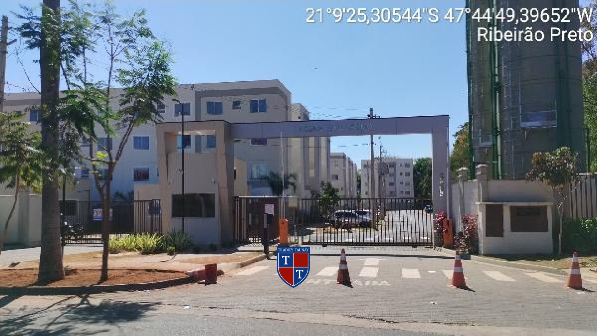Foto 1 de APARTAMENTO em JARDIM OURO BRANCO - Imóvel Retomado Caixa