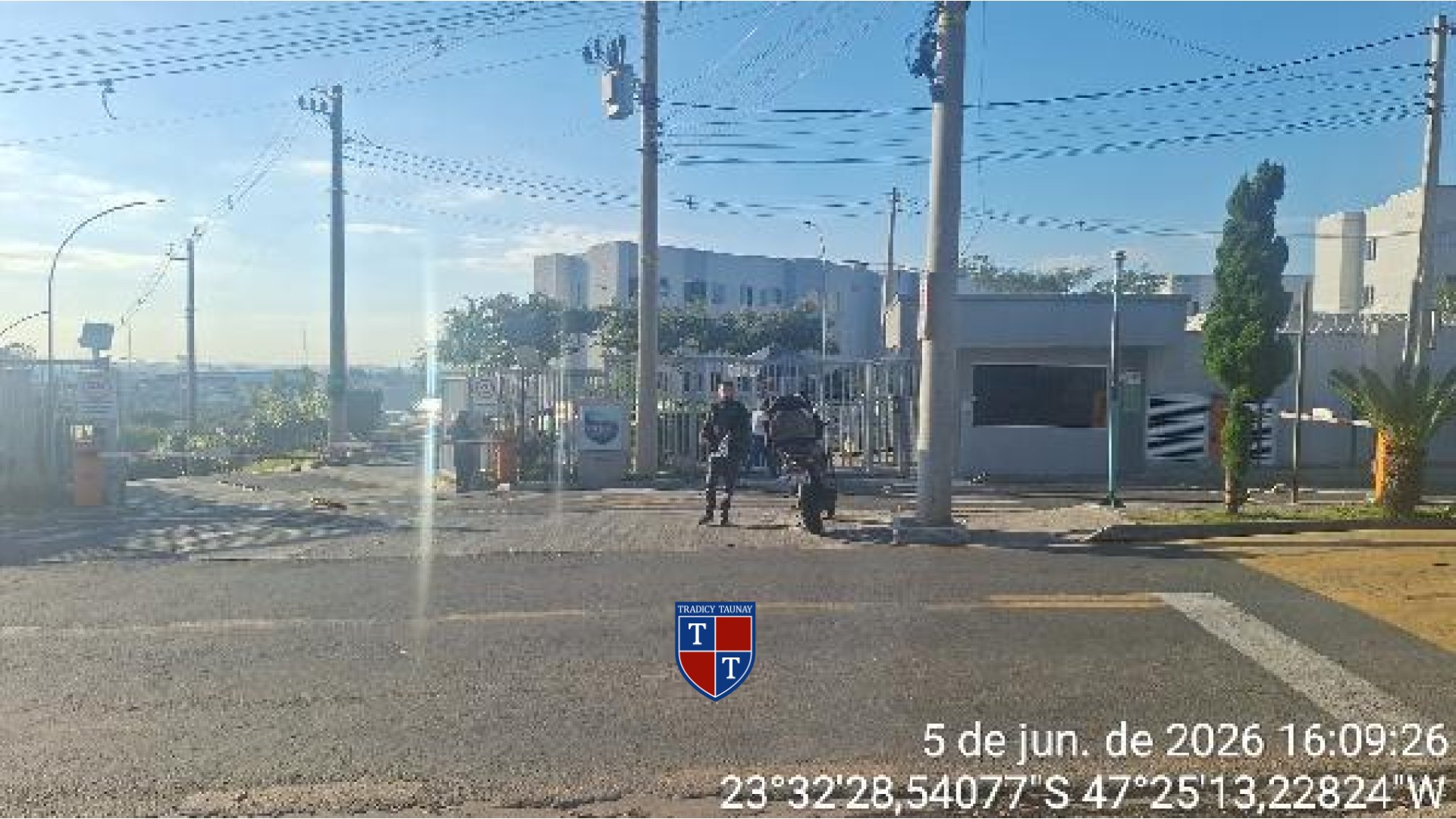 Foto 1 de APARTAMENTO em JARDIM ARAUJO - Imóvel Retomado Caixa