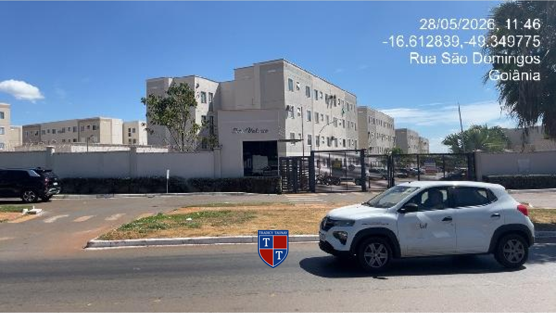 APARTAMENTO em FAZENDA SAO DOMINGOS