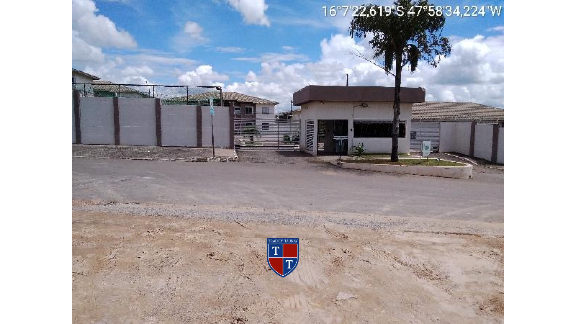 Foto 1 de APARTAMENTO em FAZENDA TAVEIRA - Imóvel Retomado Caixa