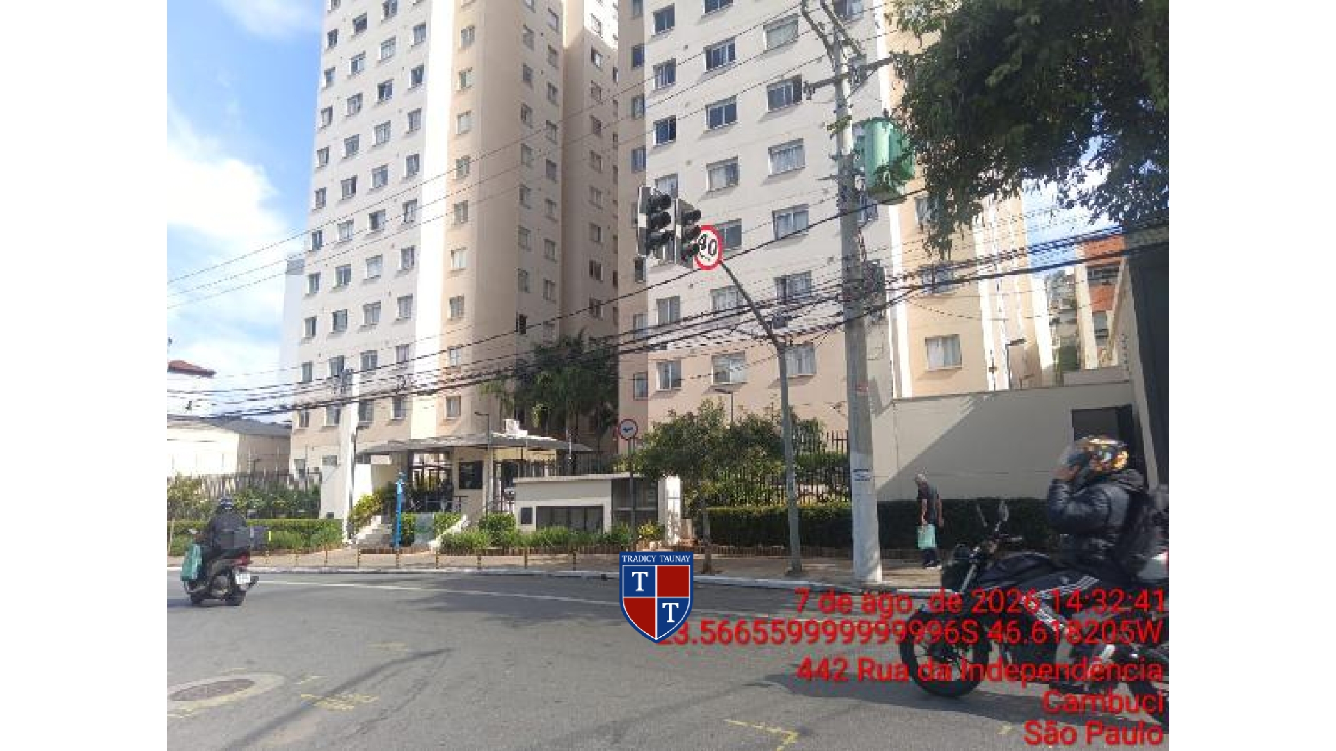 APARTAMENTO em CAMBUCI