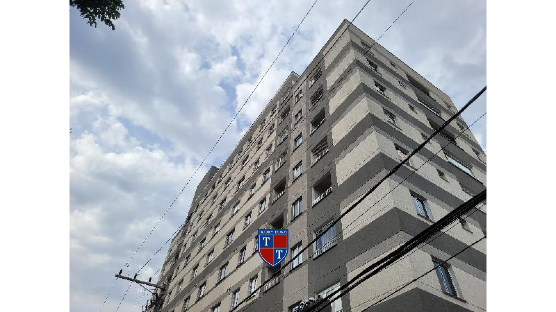 APARTAMENTO em VILA GUEDES