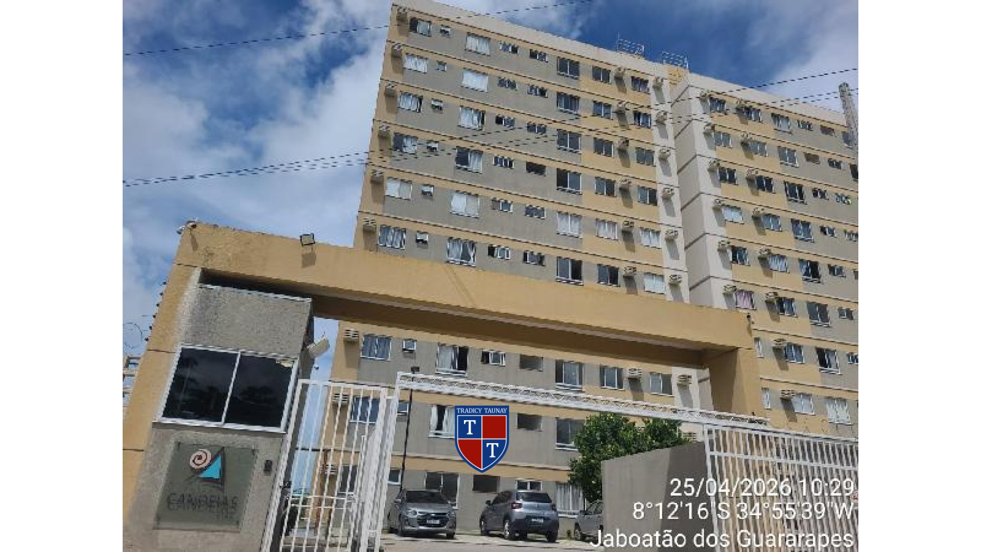 APARTAMENTO em CANDEIAS
