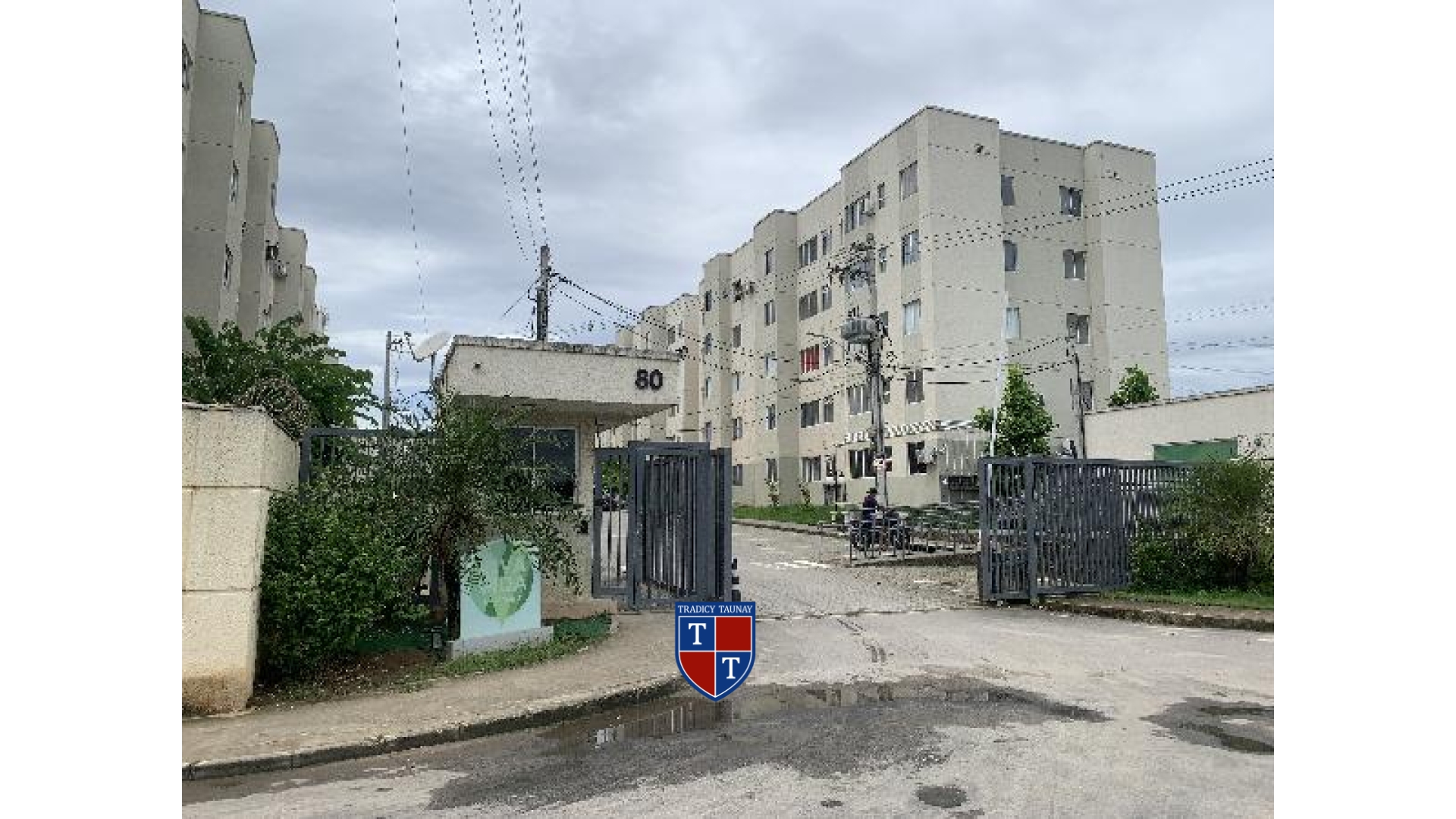 APARTAMENTO em SAO VICENTE