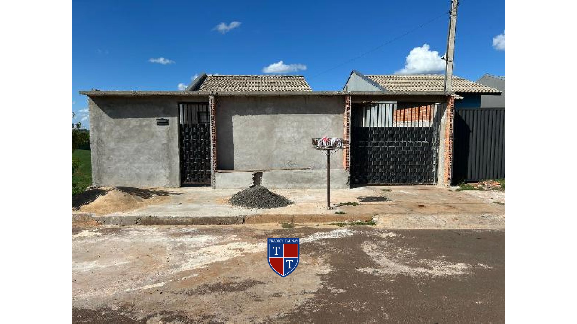 Foto 1 de CASA em CJ HAB SOLO SAGRADO - Imóvel Retomado Caixa