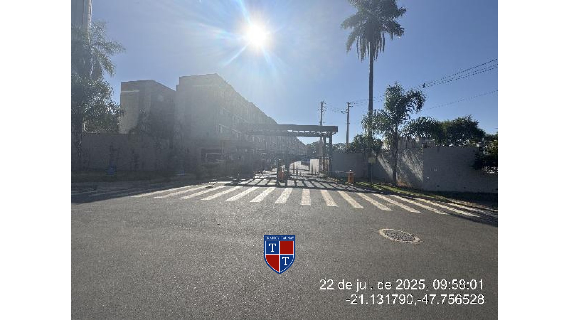 Foto 1 de APARTAMENTO em JARDIM FLORESTAN FERNANDES - Imóvel Retomado Caixa