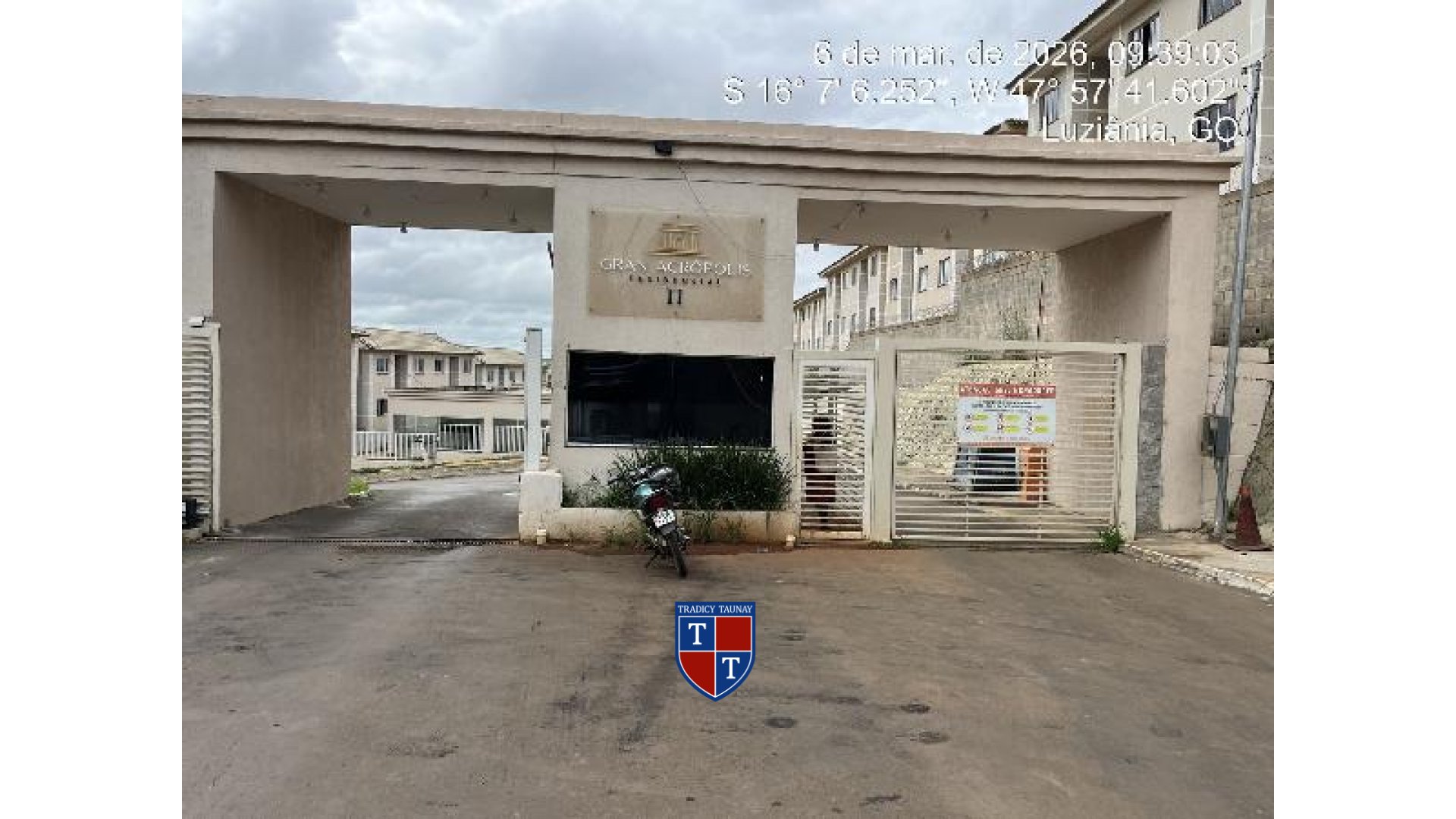 Foto 1 de APARTAMENTO em FAZENDA SAIA VELHA - Imóvel Retomado Caixa