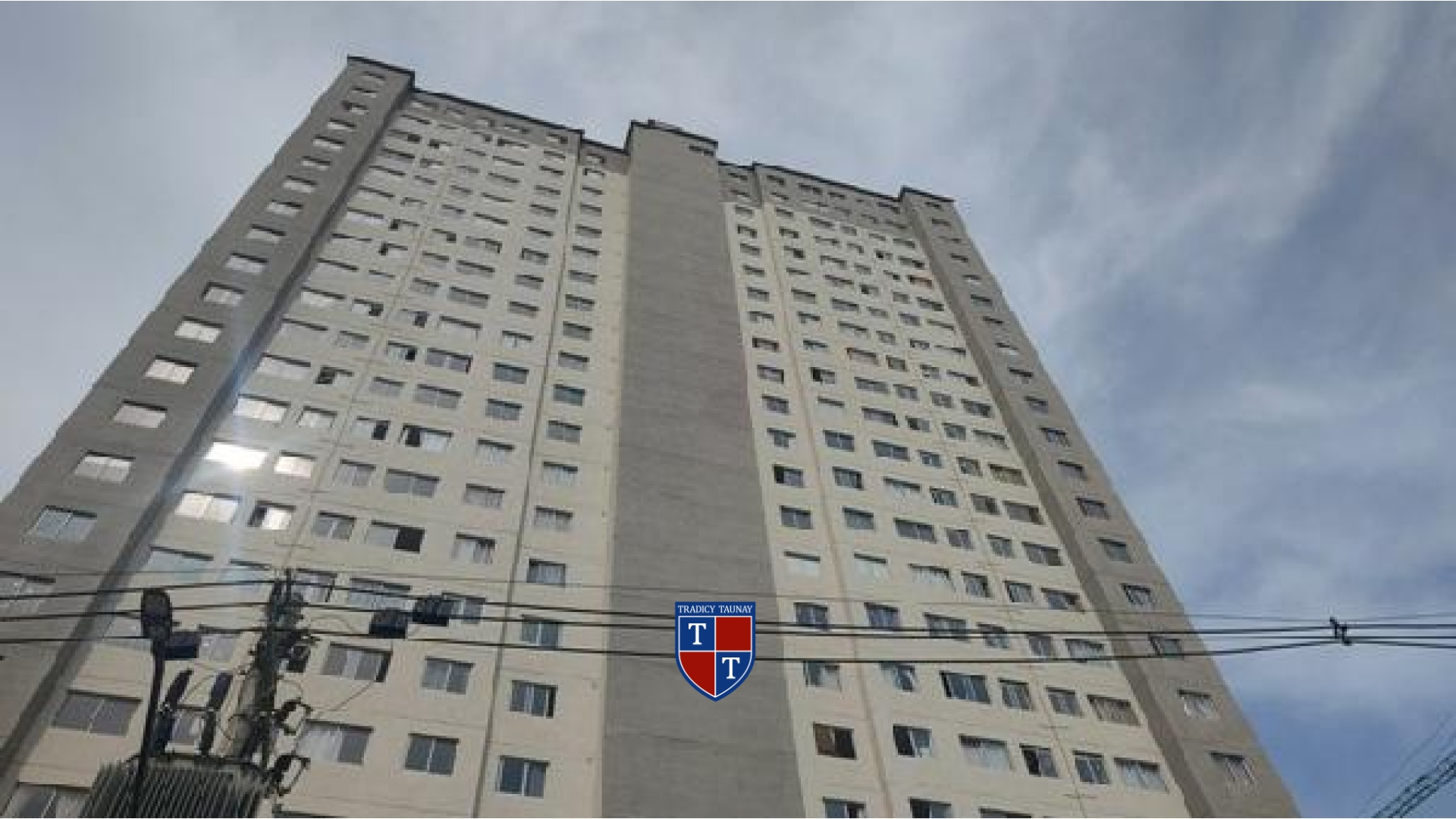 APARTAMENTO em JARDIM PARIS