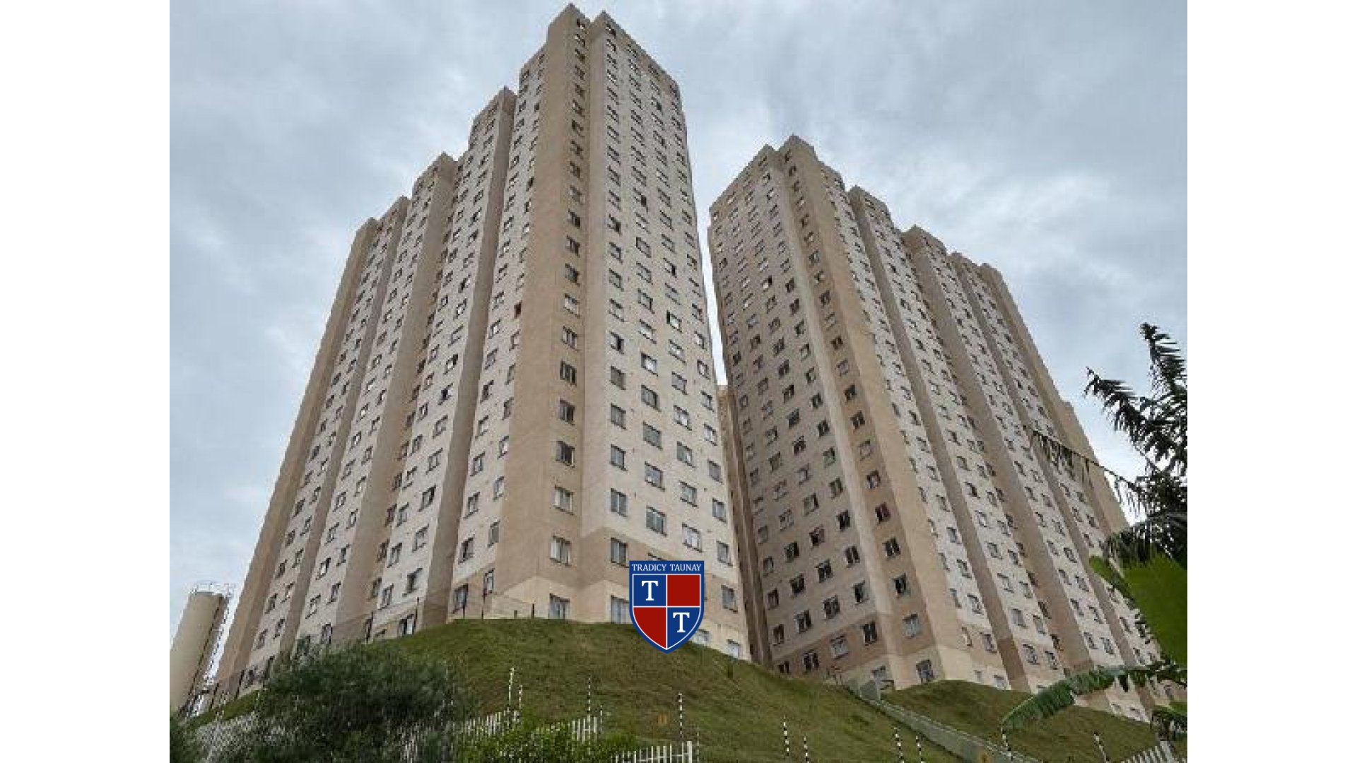 Foto 1 de APARTAMENTO em GUAIANAZES - Imóvel Retomado Caixa