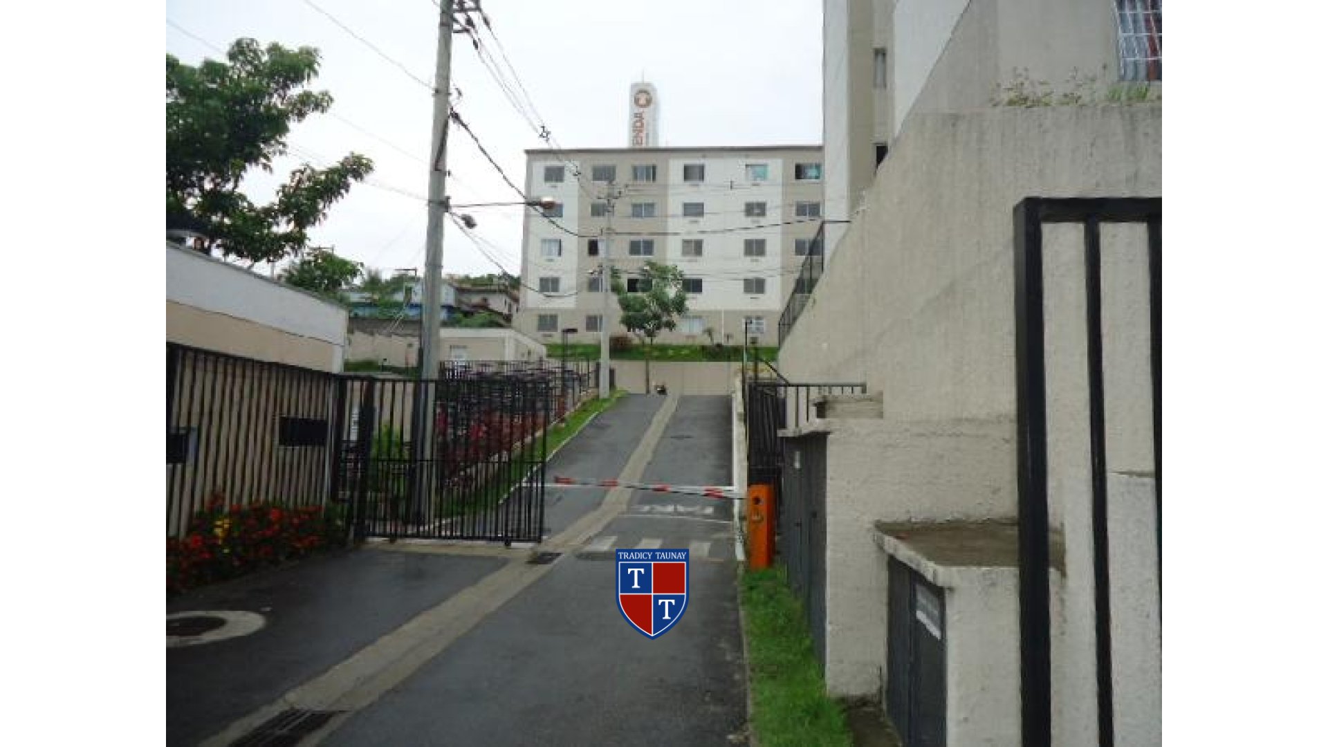 Foto 1 de APARTAMENTO em MONJOLOS - Imóvel Retomado Caixa