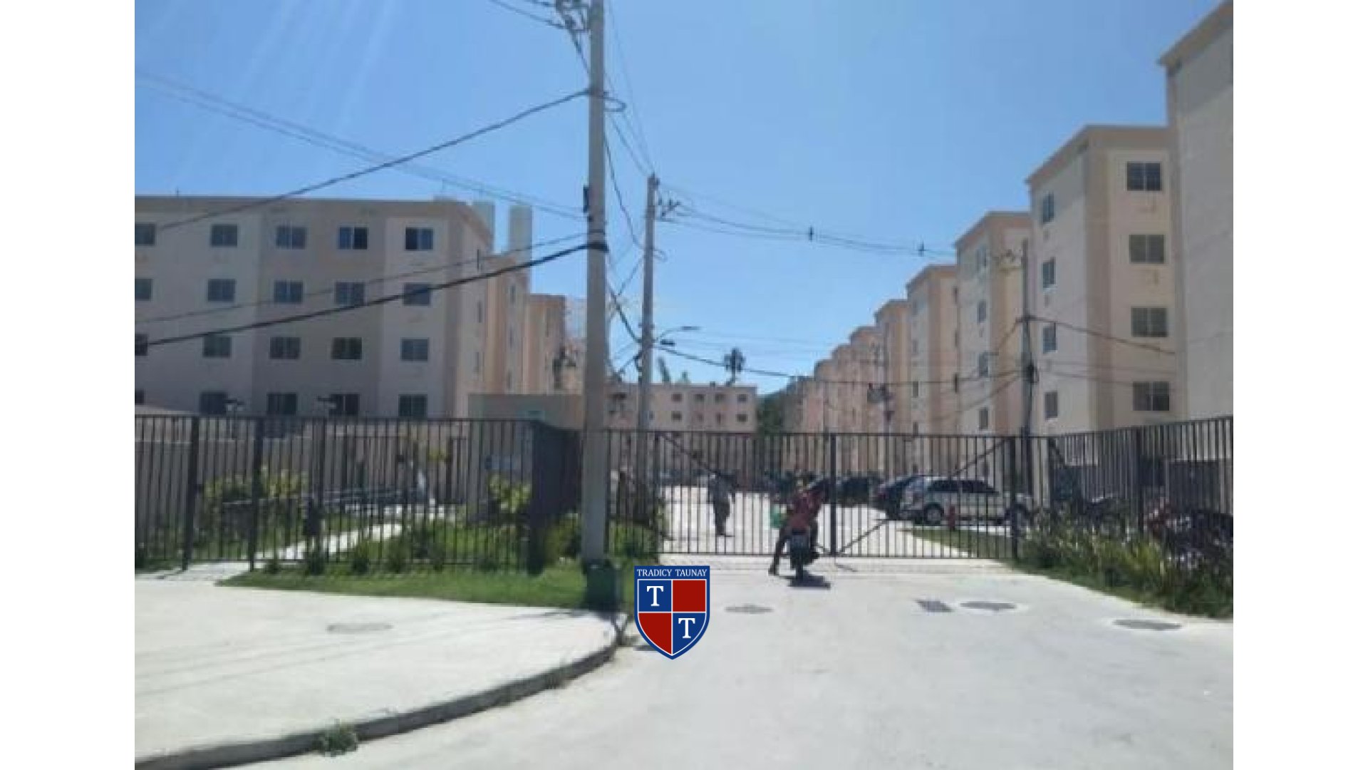 Foto 1 de APARTAMENTO em SANTISSIMO - Imóvel Retomado Caixa