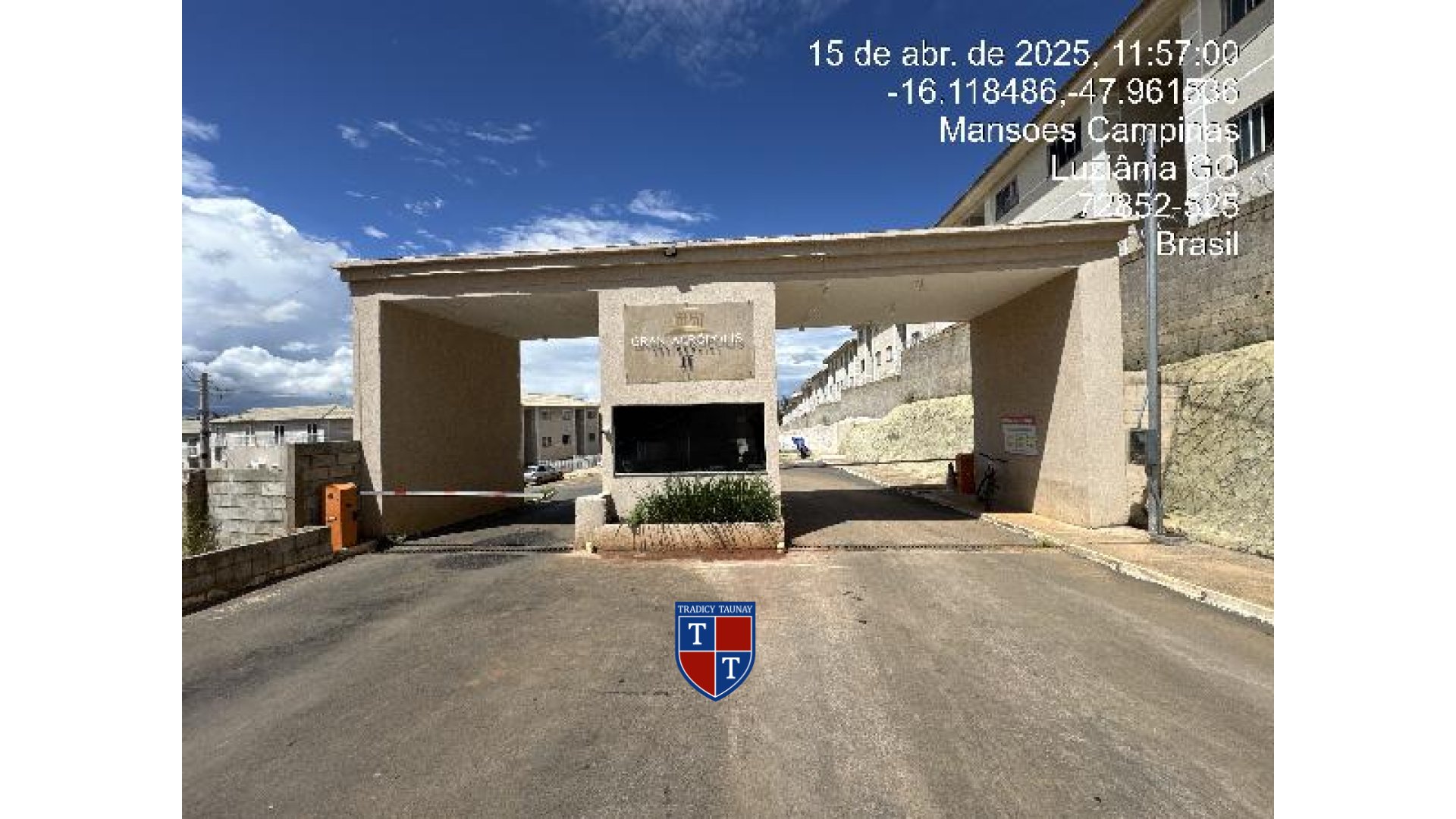 Foto 1 de APARTAMENTO em FAZENDA SAIA VELHA - Imóvel Retomado Caixa