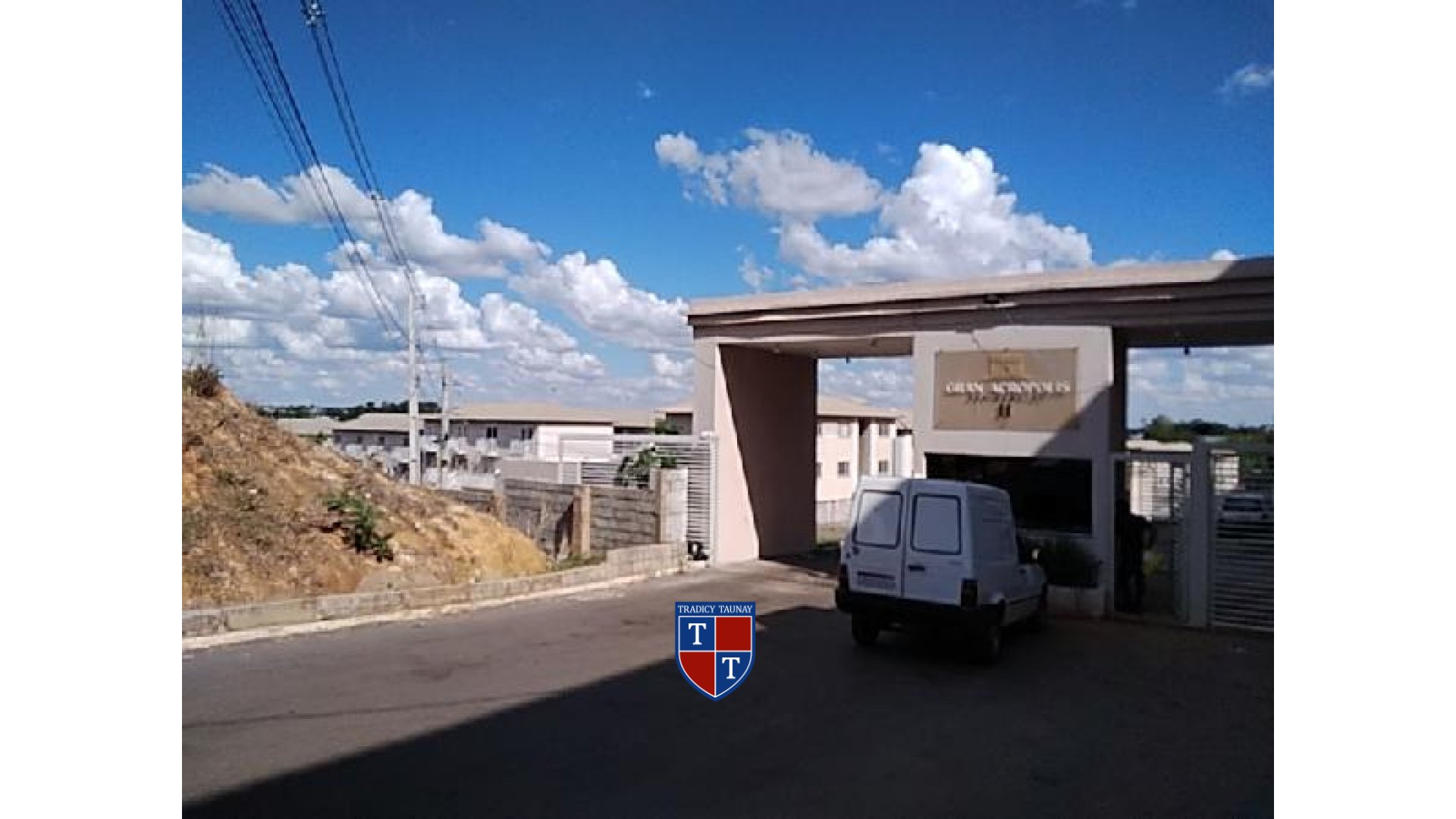 Foto 1 de APARTAMENTO em FAZENDA SAIA VELHA - Imóvel Retomado Caixa