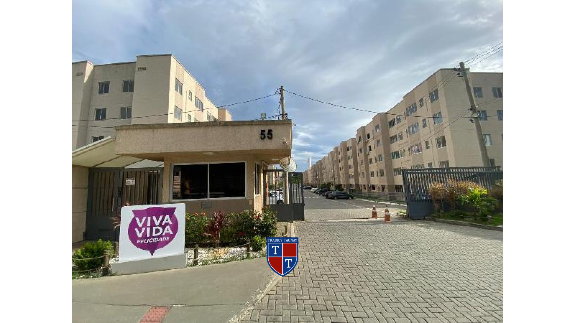 APARTAMENTO em SANTA CRUZ