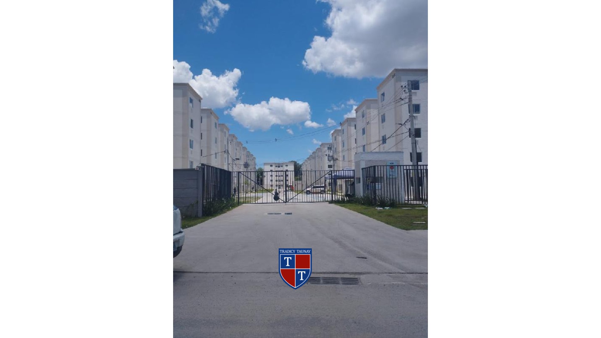 Foto 1 de APARTAMENTO em GUARATIBA - Imóvel Retomado Caixa
