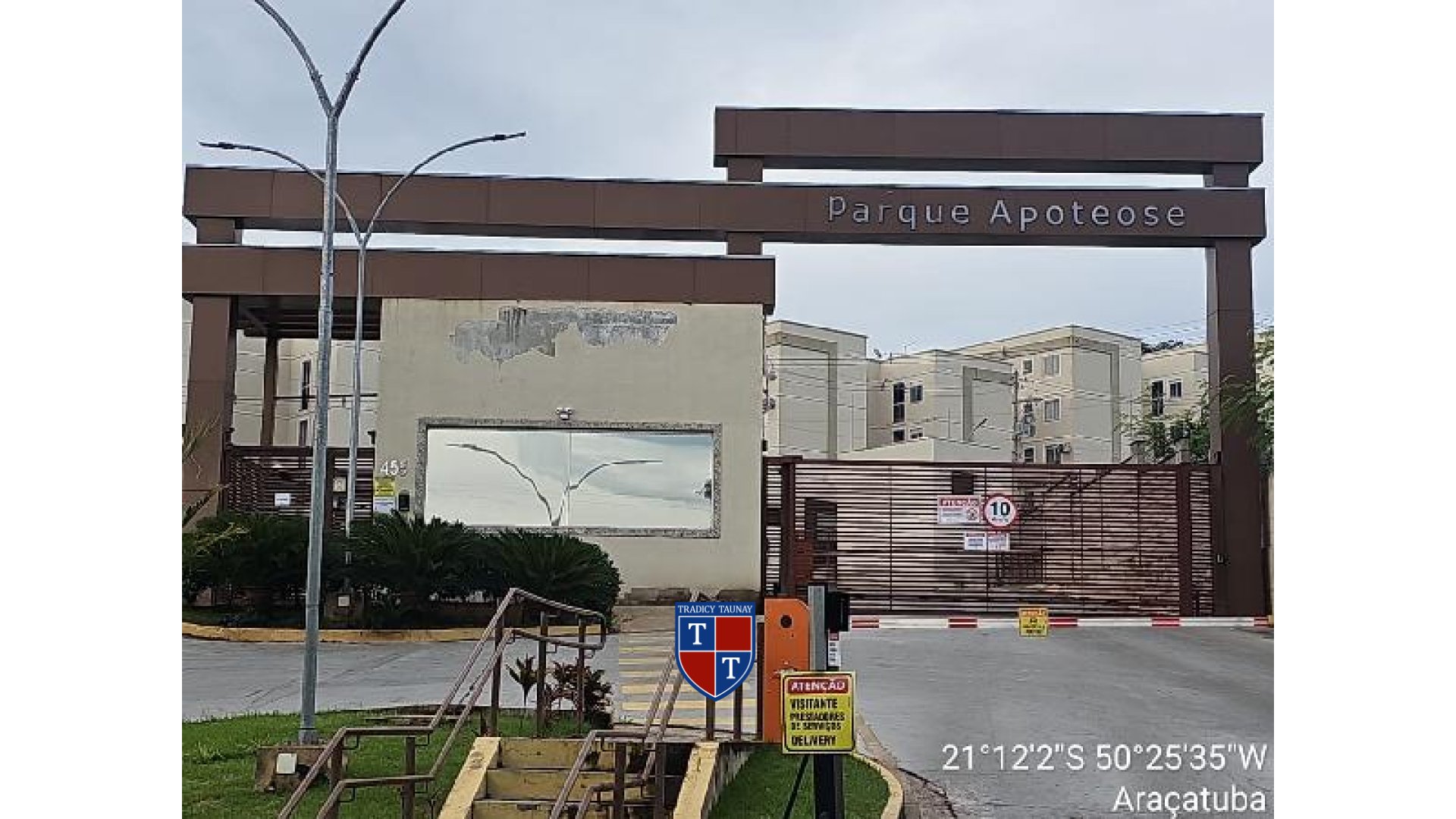 Foto 1 de APARTAMENTO em ESTRADA FAUSE CHADE - Imóvel Retomado Caixa