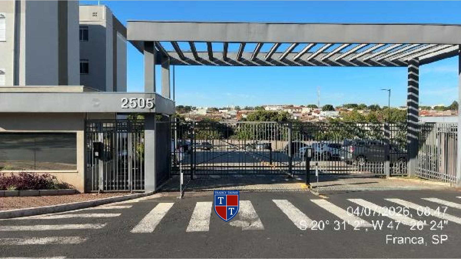 APARTAMENTO em JARDIM PULICANO
