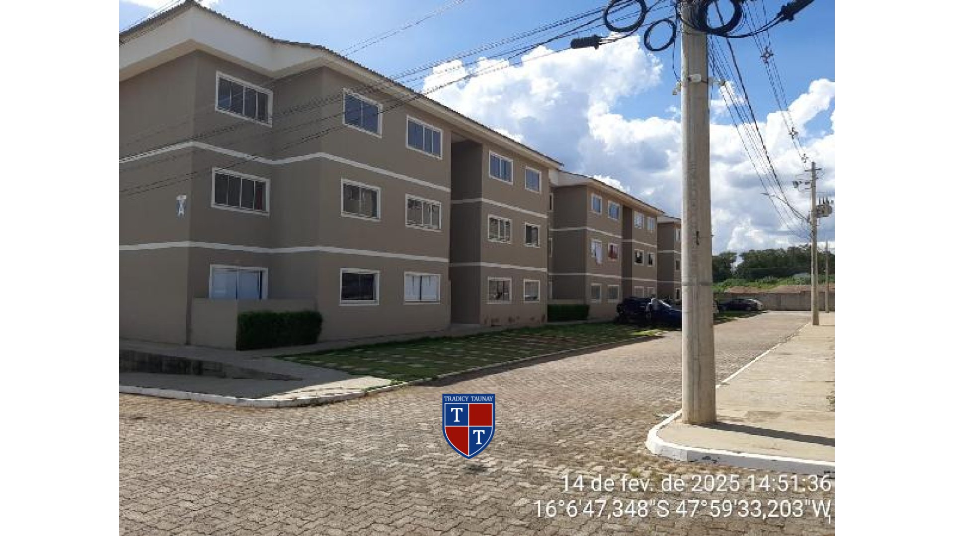 Foto 1 de APARTAMENTO em CHACARAS E MANSOES SANTA MARIA - Imóvel Retomado Caixa