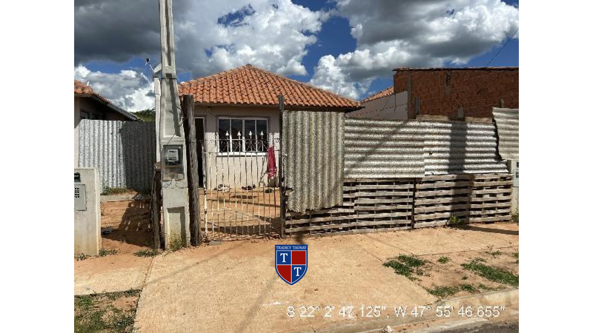Foto 1 de CASA em LOTEAMENTO RESIDENCIAL IPE-MIRIM - Imóvel Retomado Caixa