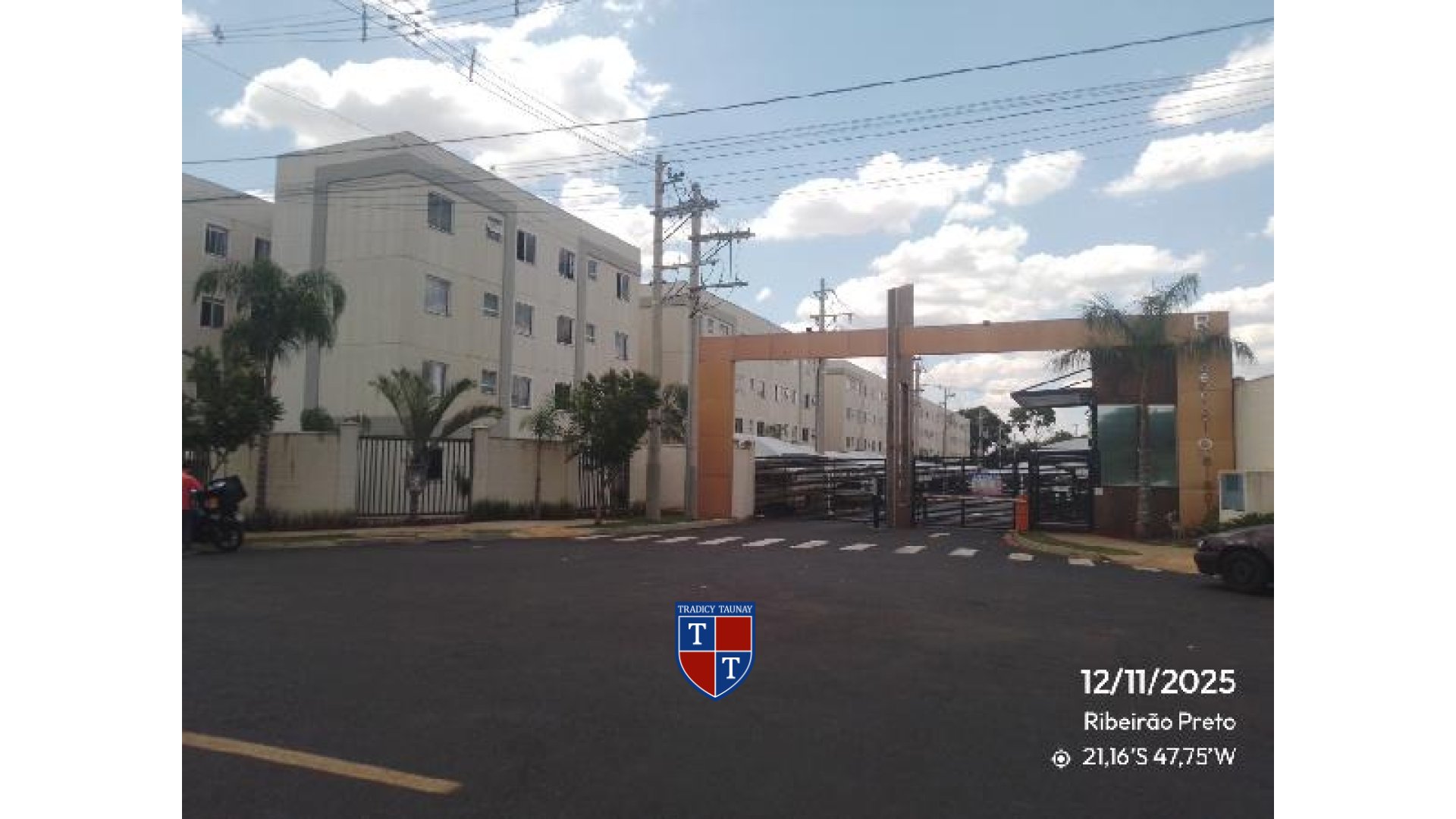 Foto 1 de APARTAMENTO em JARDIM OURO BRANCO - Imóvel Retomado Caixa