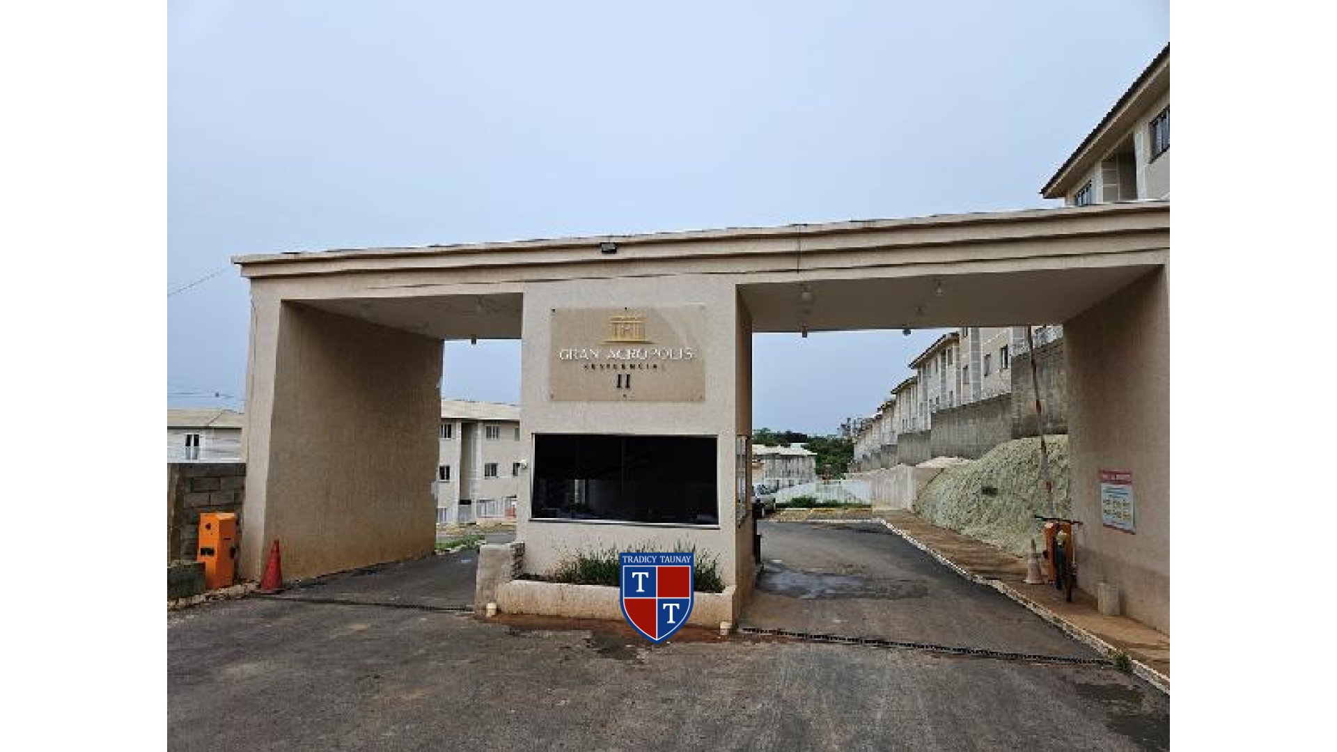 Foto 1 de APARTAMENTO em FAZENDA SAIA VELHA - Imóvel Retomado Caixa
