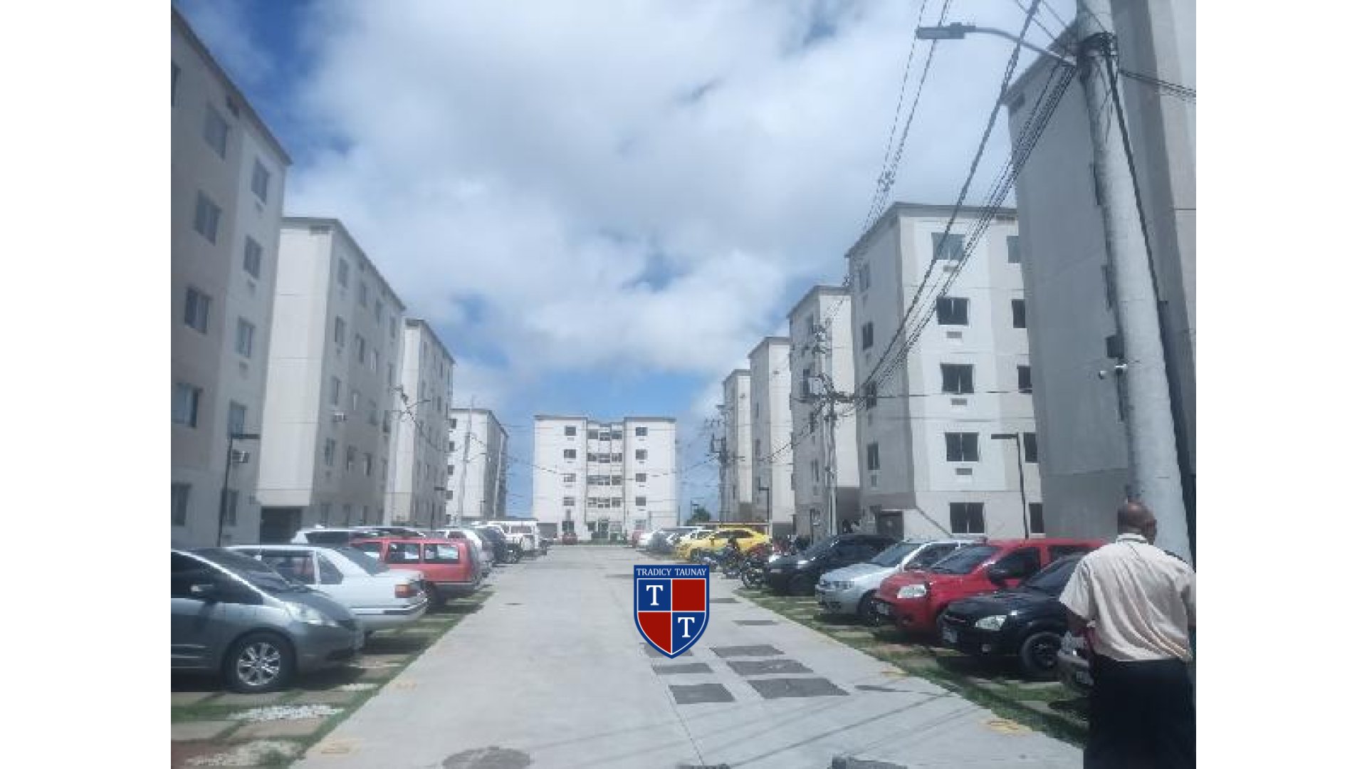 Foto 1 de APARTAMENTO em SANTA CRUZ - Imóvel Retomado Caixa