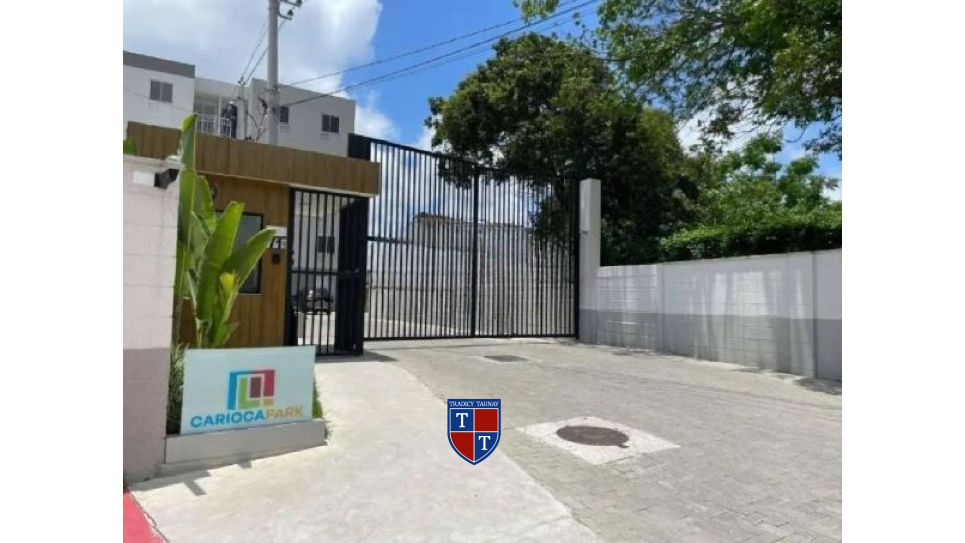 APARTAMENTO em GUARATIBA