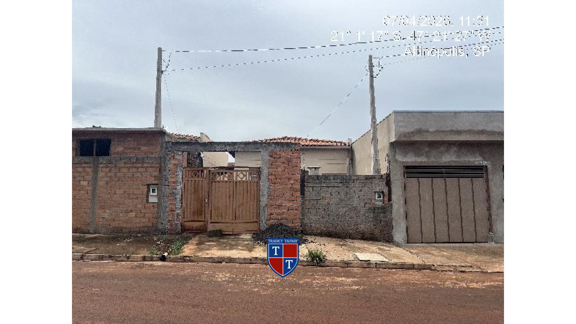 Foto 1 de CASA em RESIDENCIAL E COMERCIAL FIGUEIREDO FELIP - Imóvel Retomado Caixa