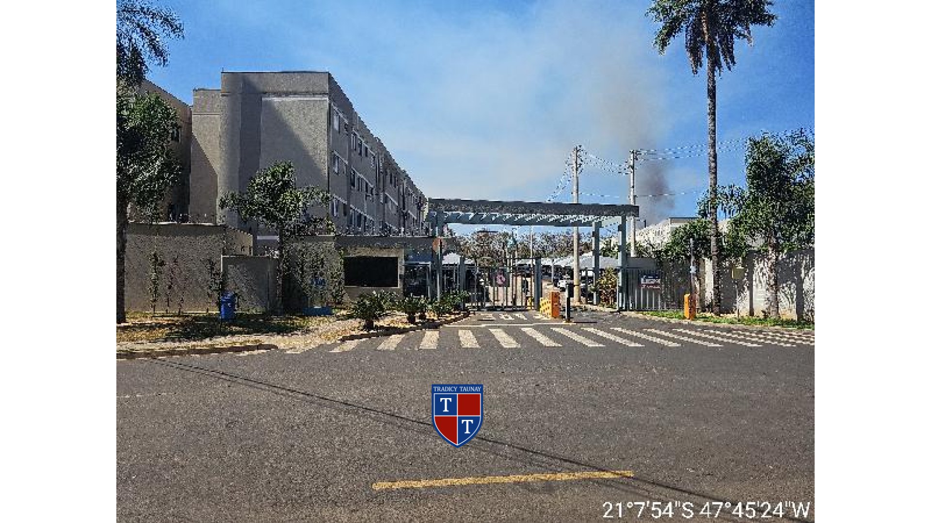 Foto 1 de APARTAMENTO em JARDIM FLORESTAN FERNANDES - Imóvel Retomado Caixa