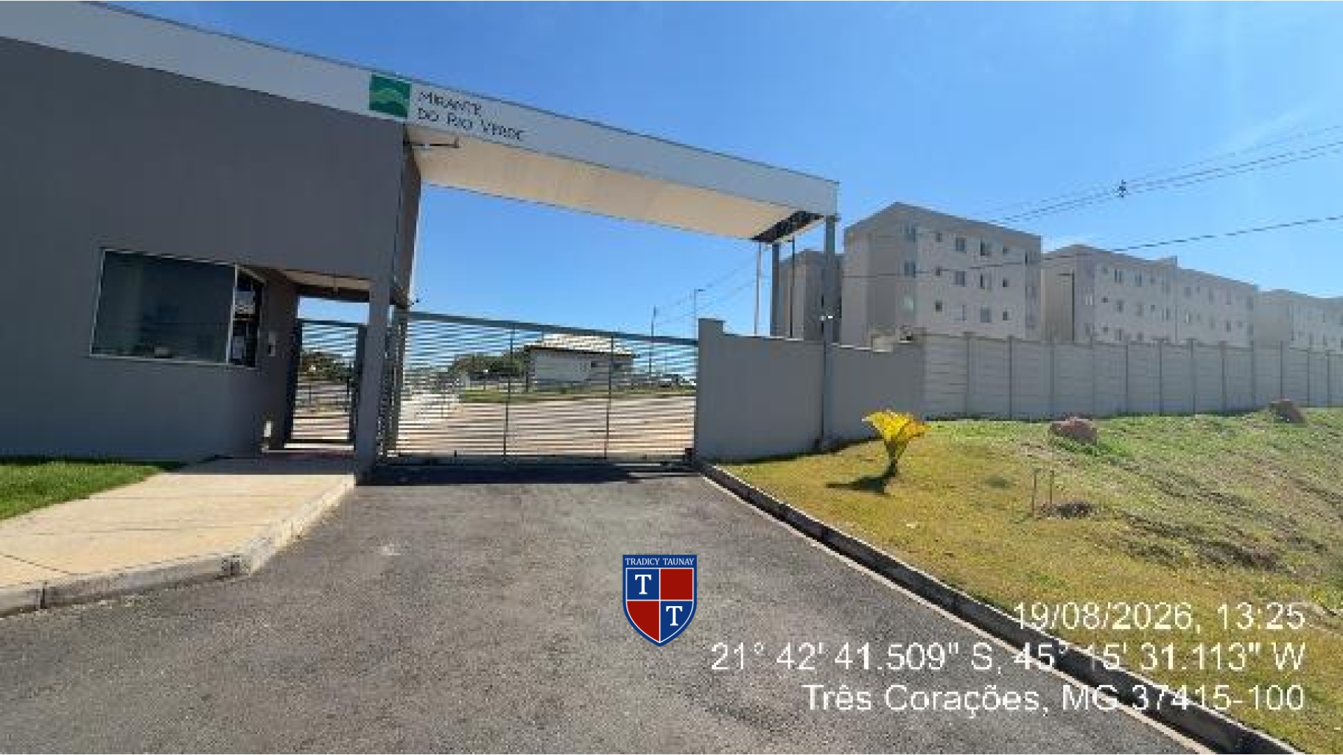APARTAMENTO em RESIDENCIAL DHARMA