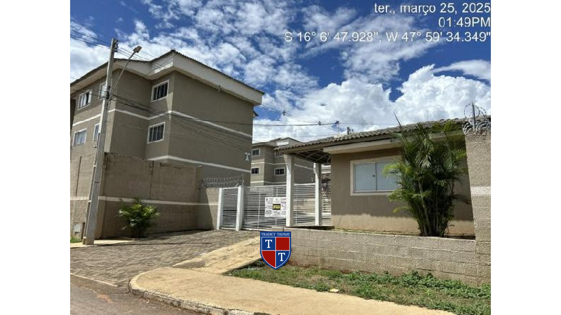 Foto 1 de APARTAMENTO em CHACARAS E MANSOES SANTA MARIA - Imóvel Retomado Caixa