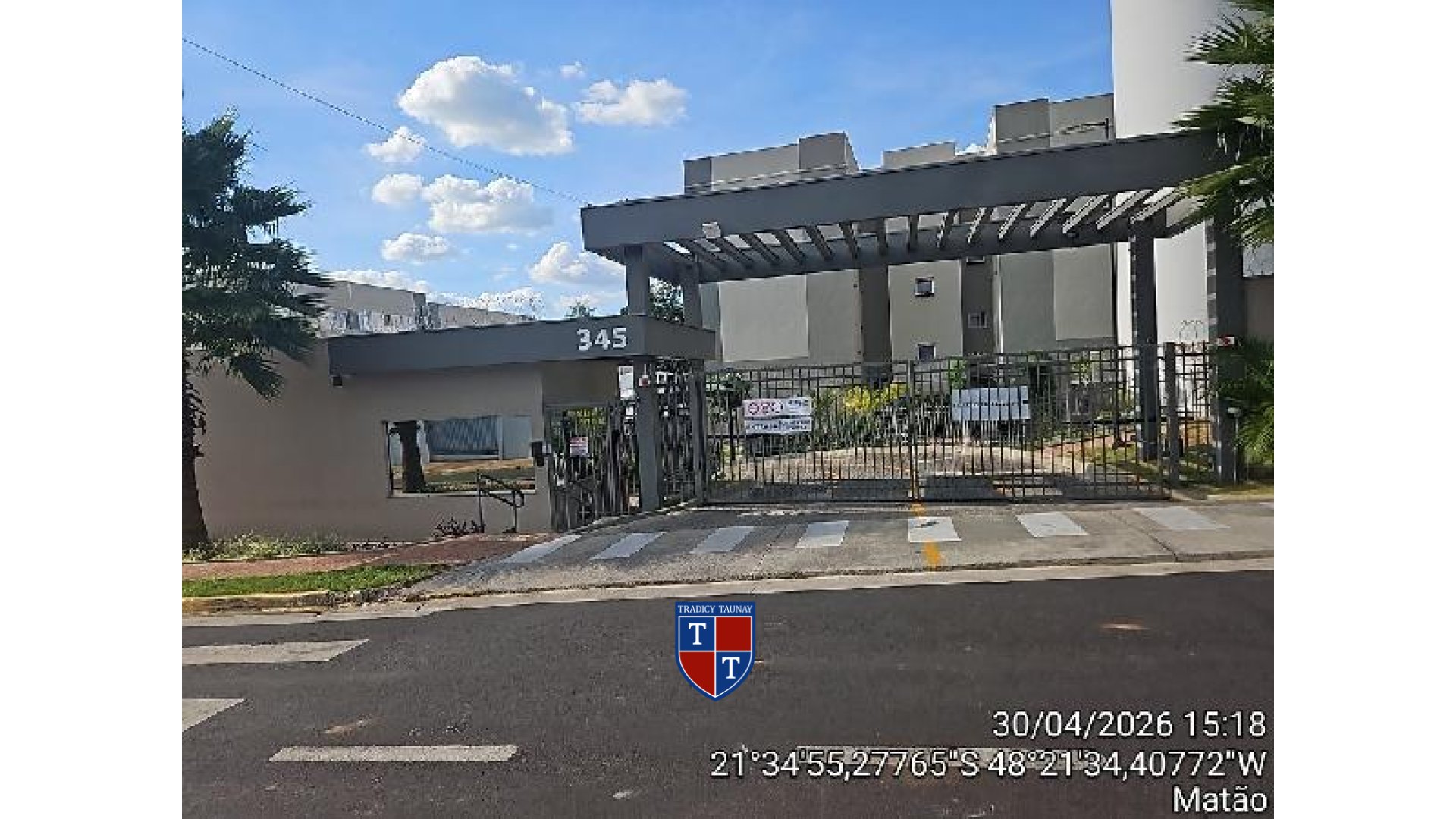 APARTAMENTO em JARDIM NOVO MUNDO