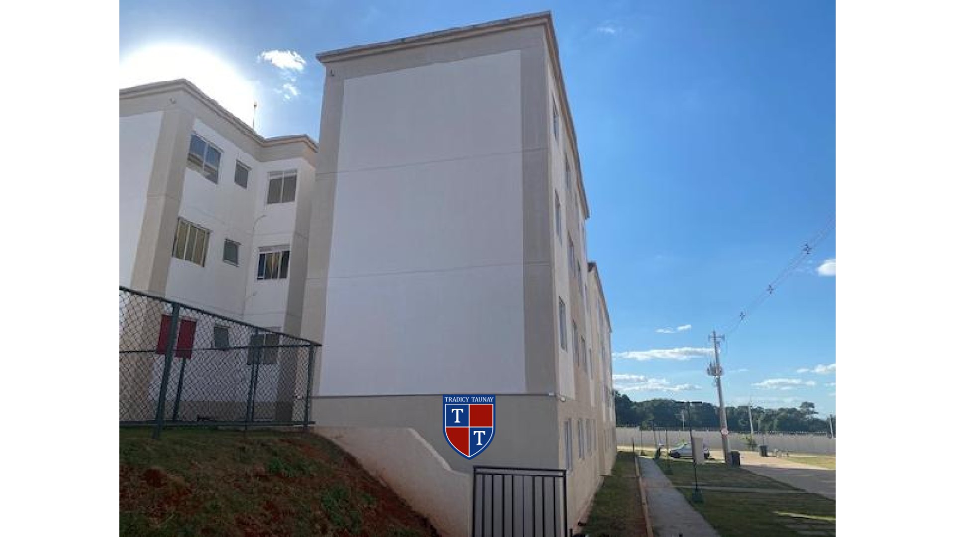 Foto 1 de APARTAMENTO em RESIDENCIAL FLORES DO CERRADO - Imóvel Retomado Caixa