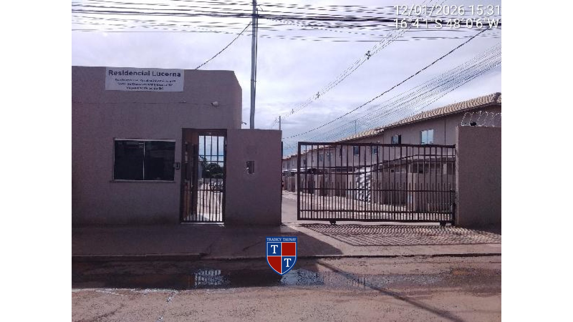 Foto 1 de CASA em SETOR DE CHACARAS ANHANGUERA B - Imóvel Retomado Caixa