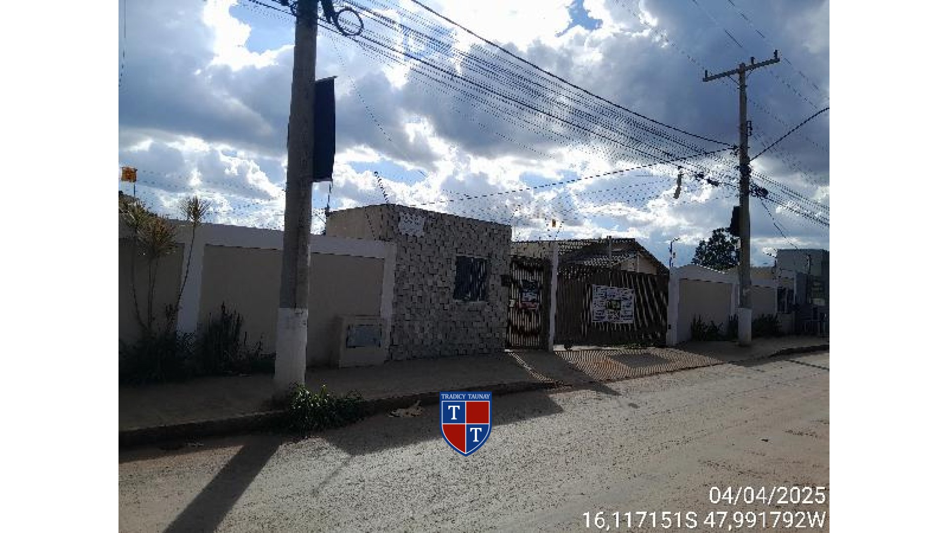 Foto 1 de CASA em CHACARAS BRASIL A - Imóvel Retomado Caixa