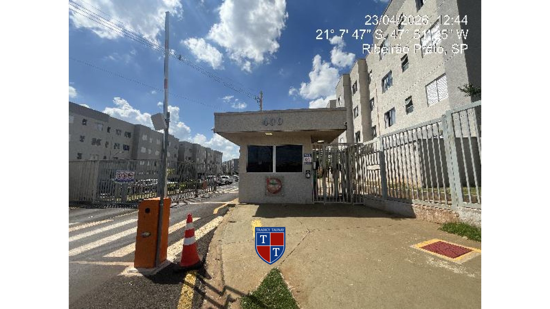 Foto 1 de APARTAMENTO em RESERVA MACAUBA - Imóvel Retomado Caixa