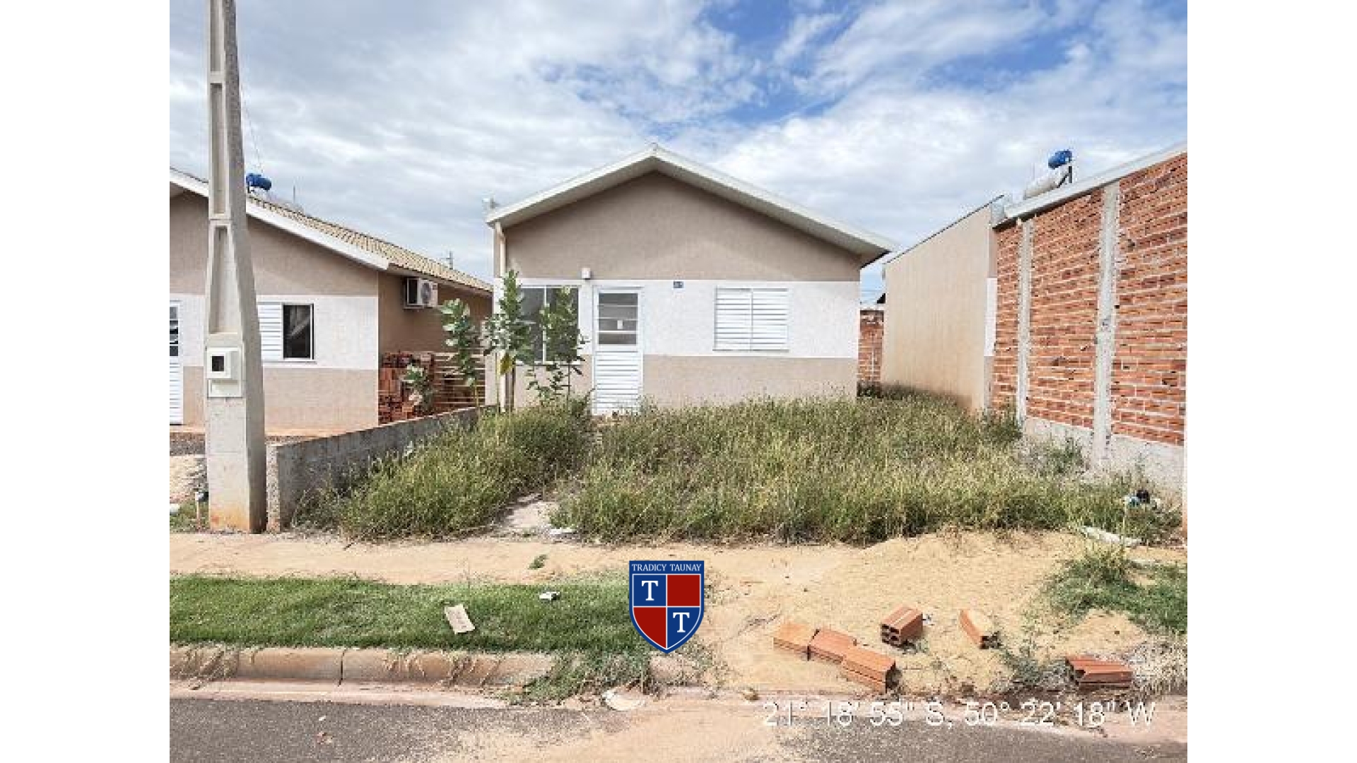 CASA em RESIDENCIAL JACARANDA