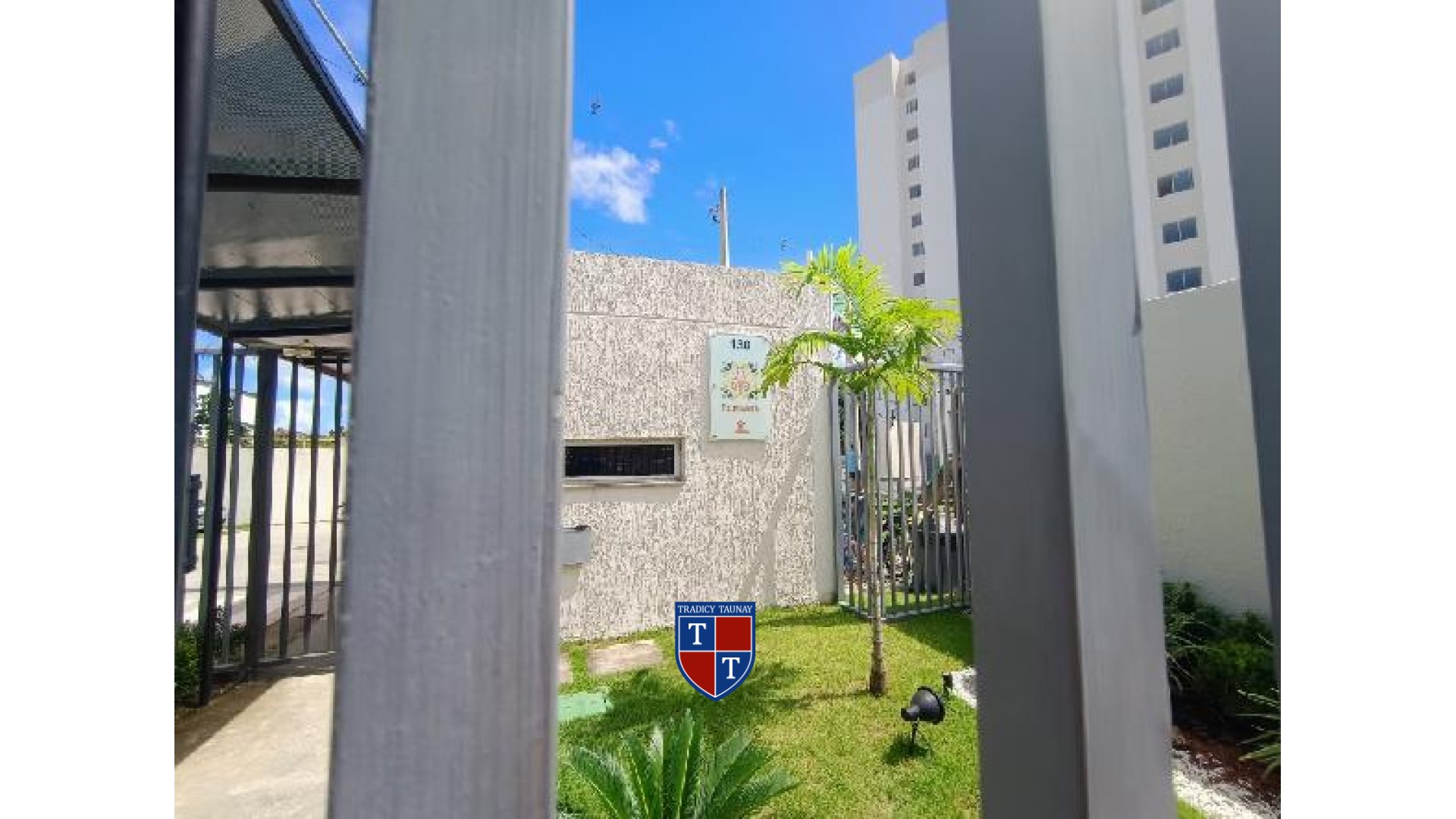 Foto 1 de APARTAMENTO em NOVA BRASILIA - Imóvel Retomado Caixa