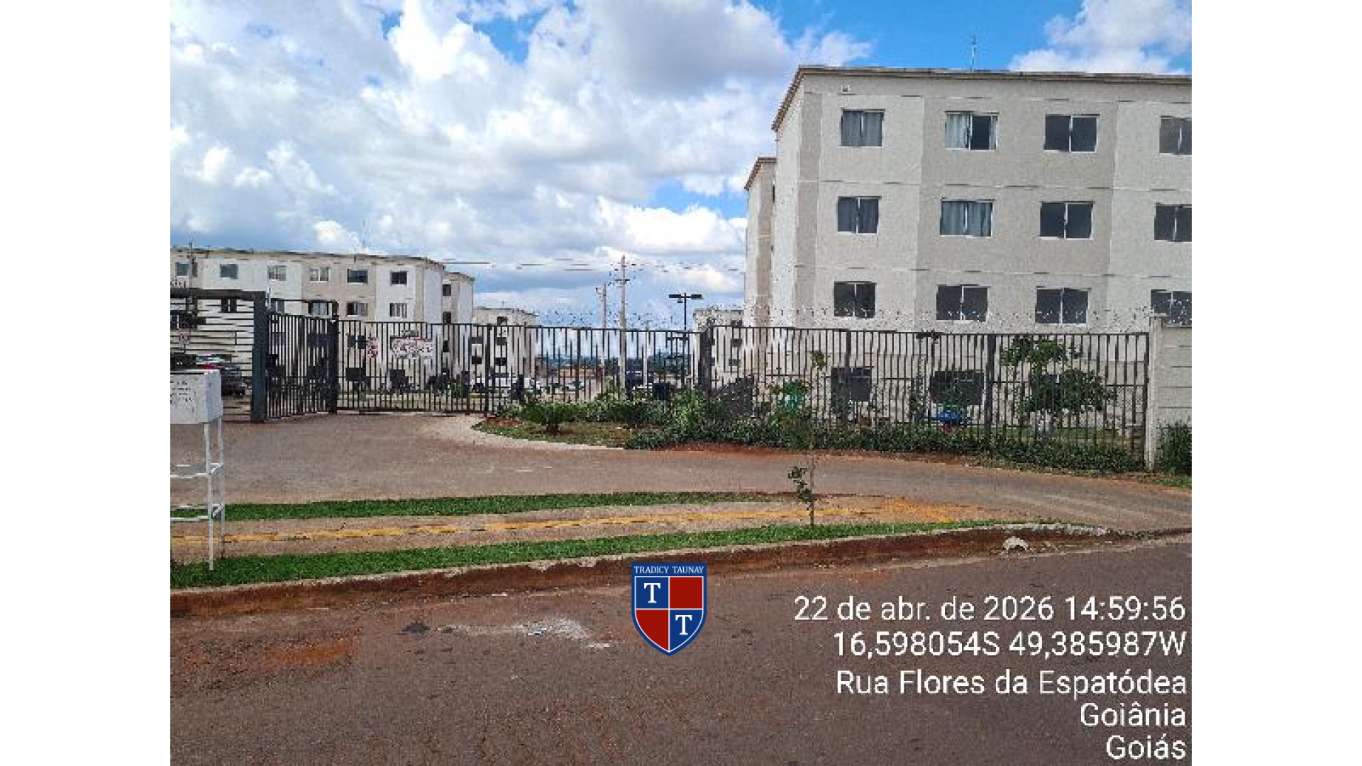 Foto 1 de APARTAMENTO em RESIDENCIAL FLORES DO CERRADO - Imóvel Retomado Caixa