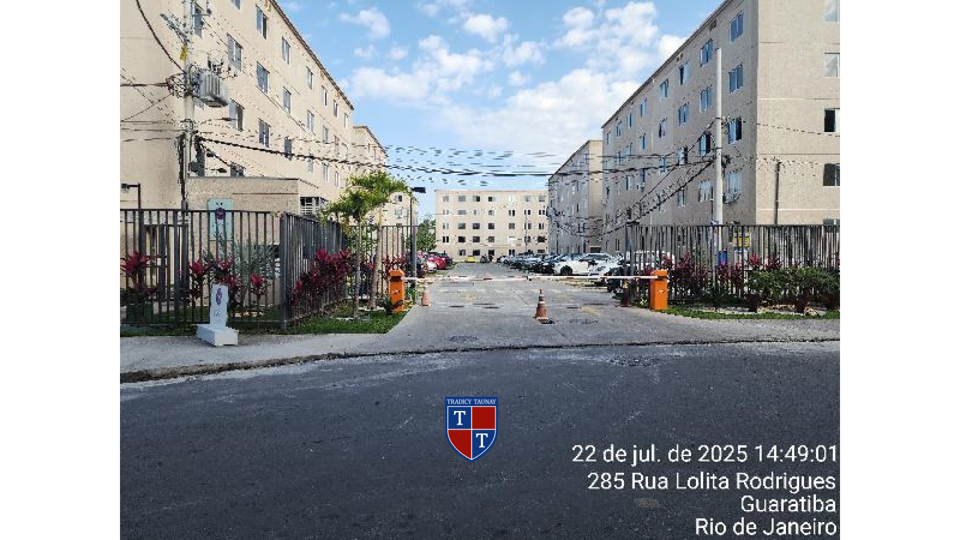 APARTAMENTO em GUARATIBA
