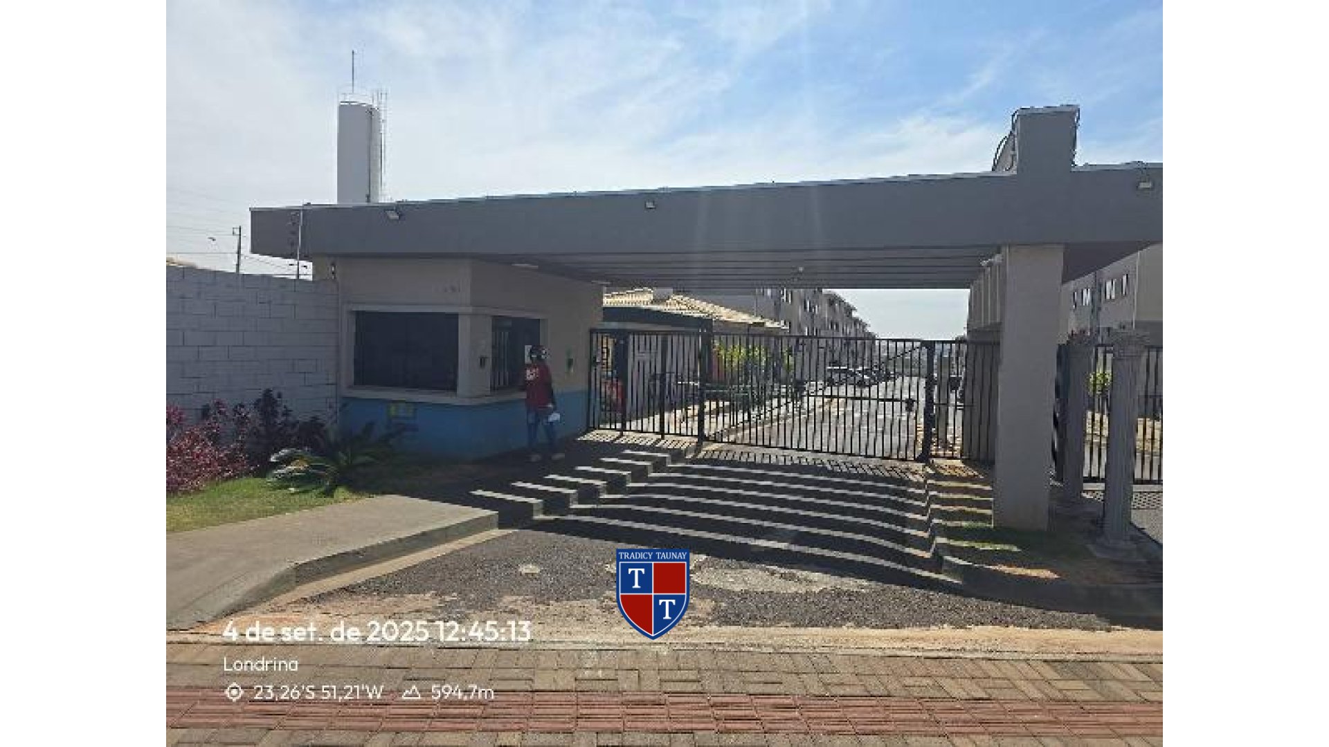 Foto 1 de APARTAMENTO em JARDIM MARIA CELINA - Imóvel Retomado Caixa