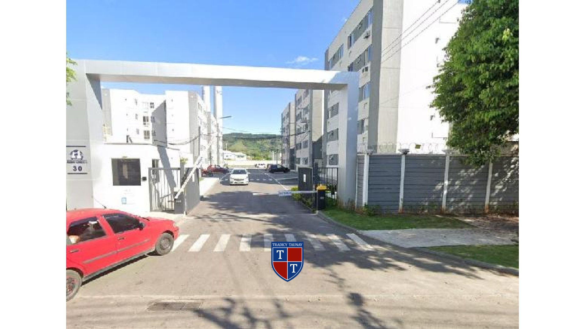 APARTAMENTO em SANTA CRUZ