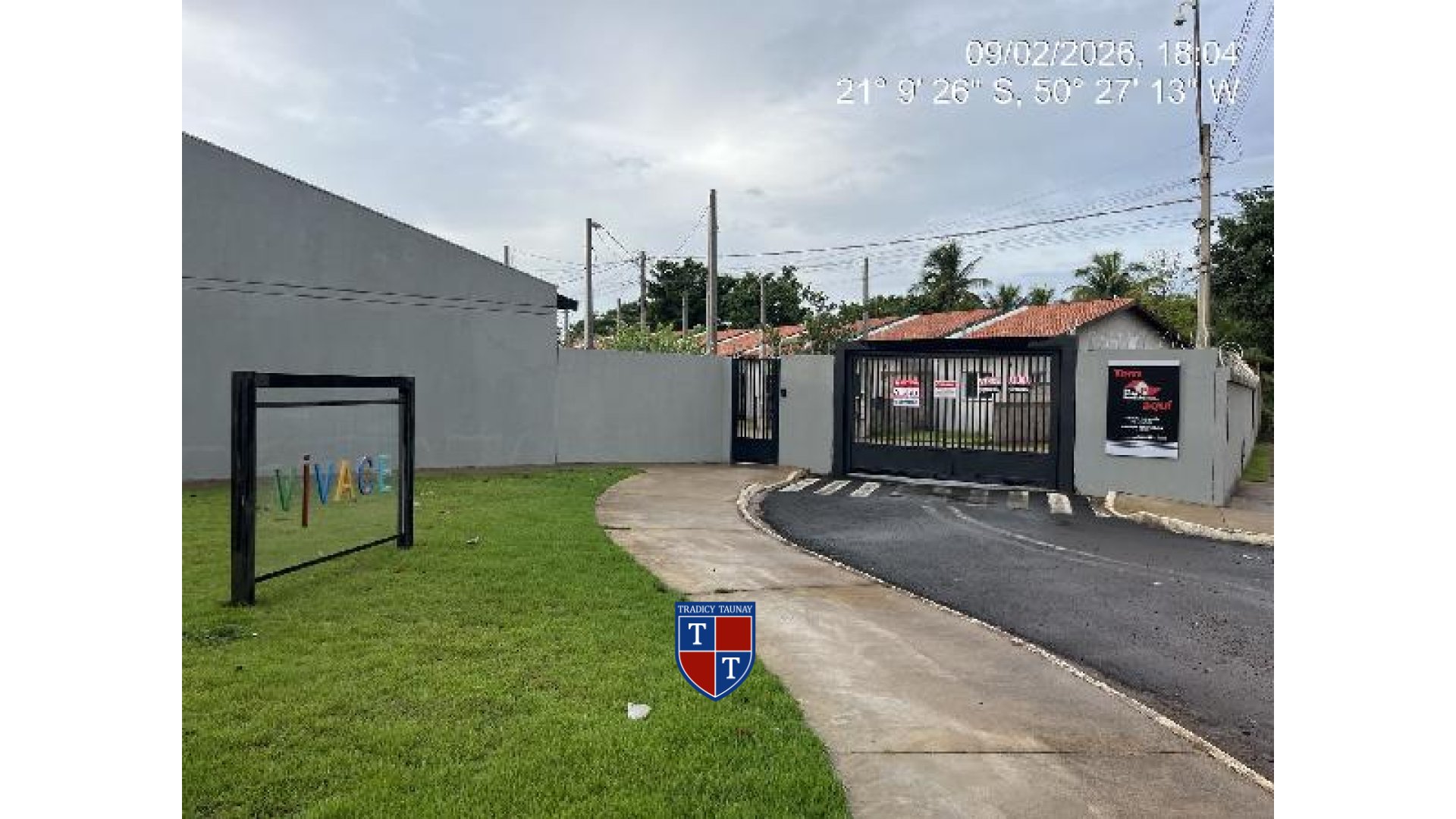 Foto 1 de CASA em PETIT-TRIANON - Imóvel Retomado Caixa