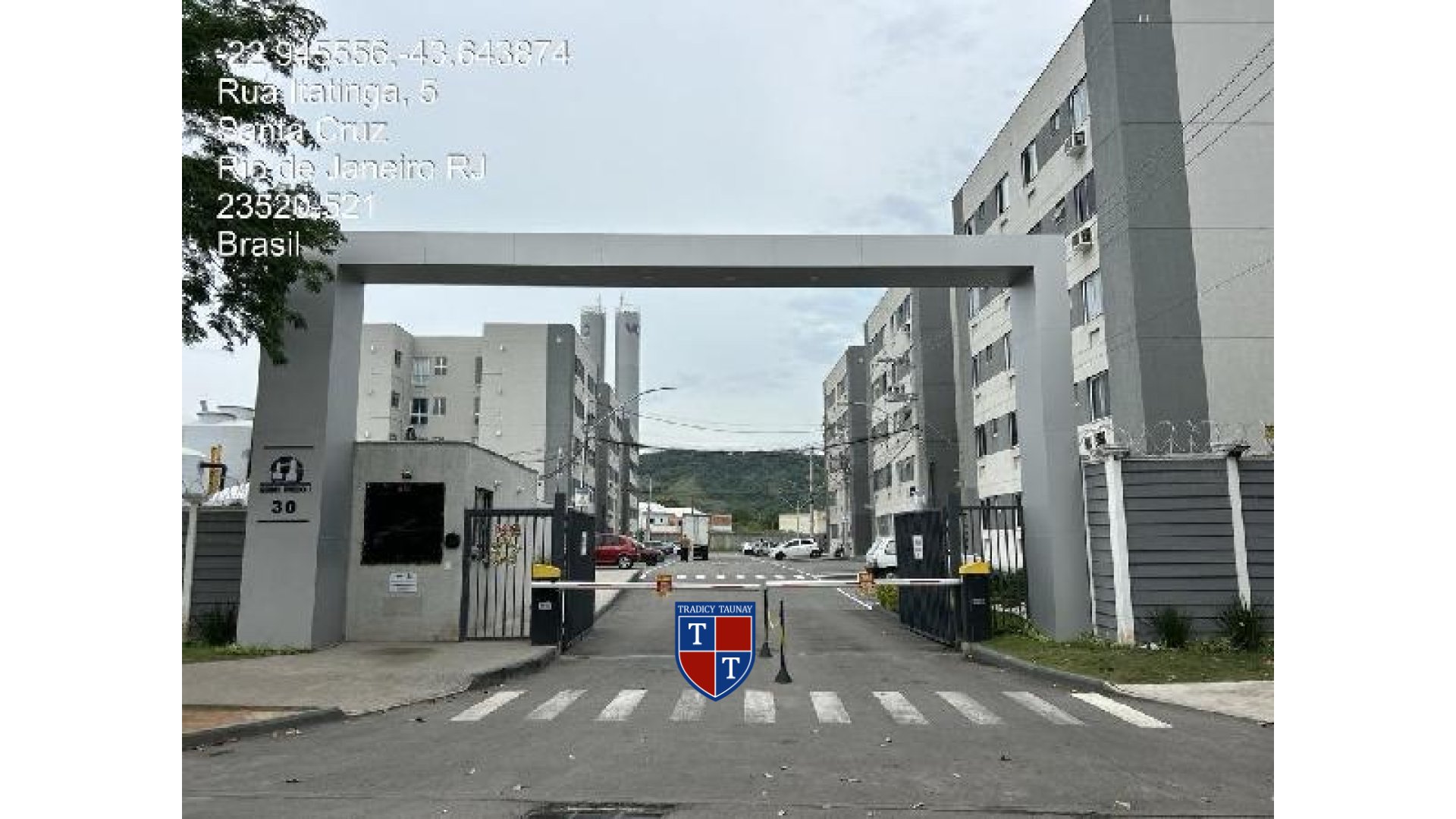 APARTAMENTO em SANTA CRUZ
